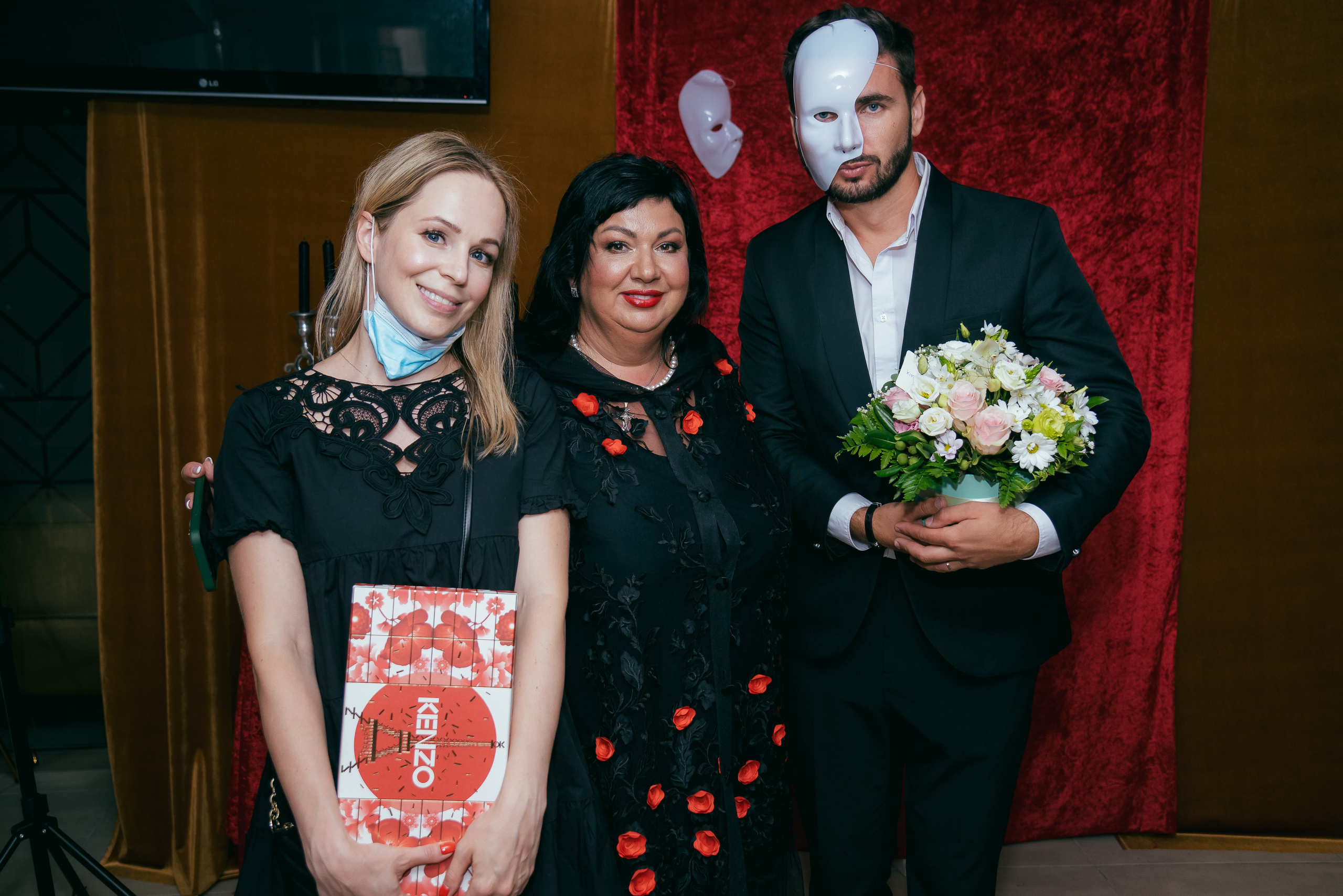 Photoshoot of Women’s Birthday in Torrevieja and Alicante | Reportage photographer Andrey Lukovnikov