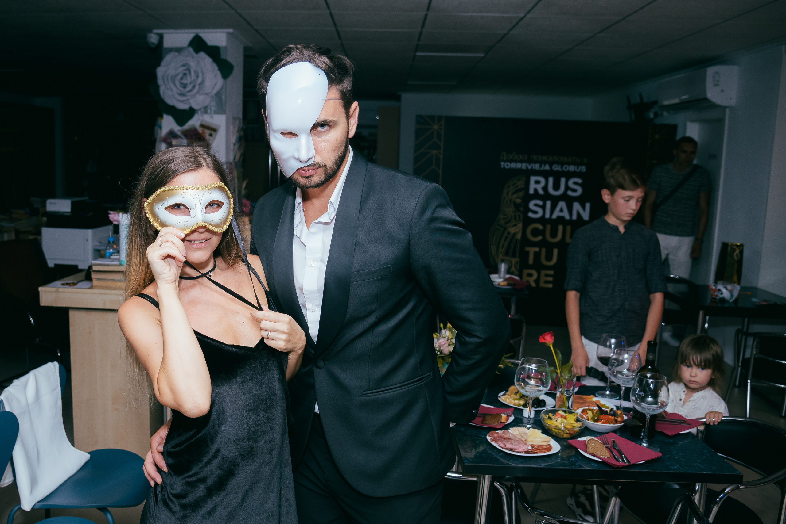 Photoshoot of Women’s Birthday in Torrevieja and Alicante | Reportage photographer Andrey Lukovnikov