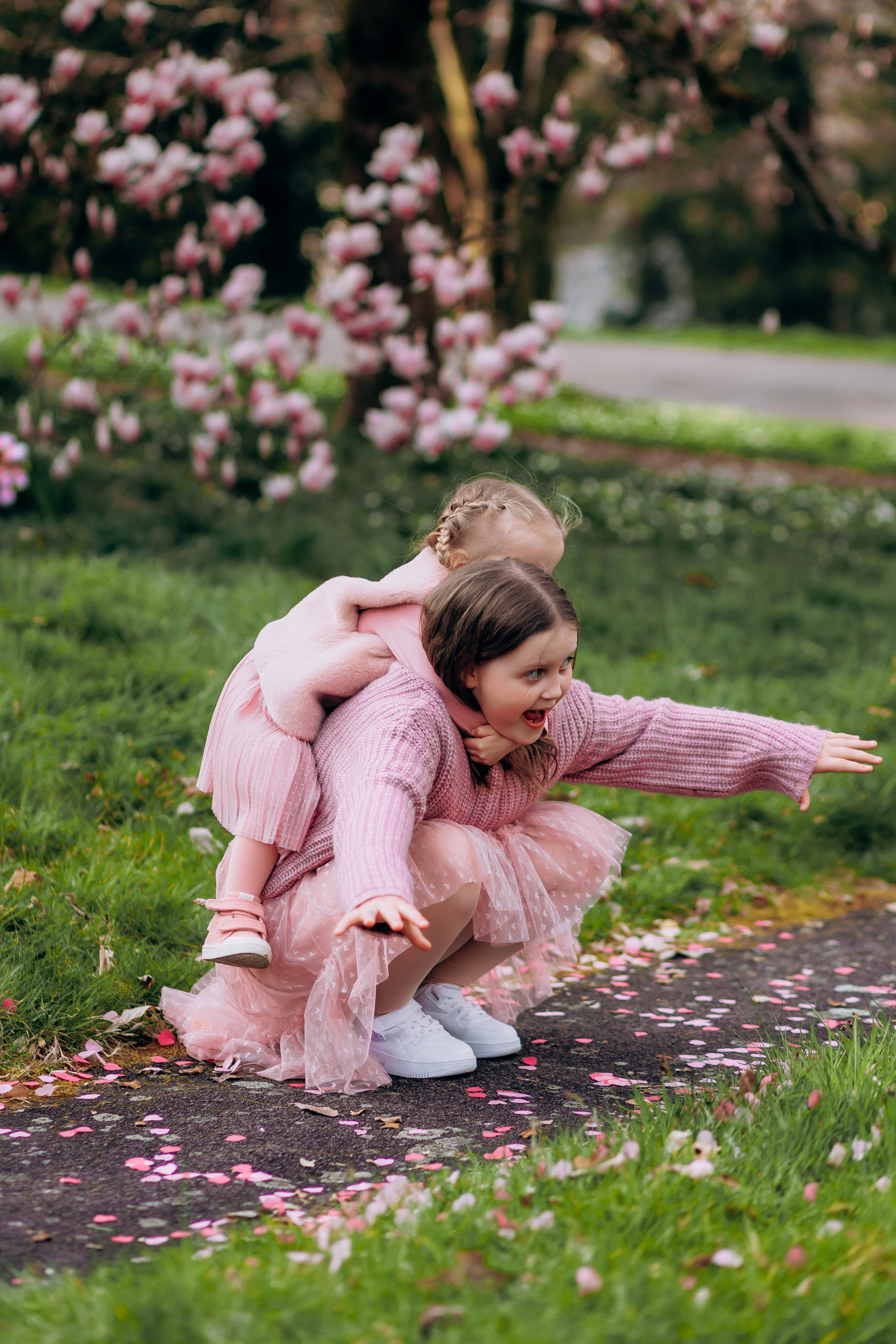 Tatiana, Alisa, Daria. Wedding and Family Photograph