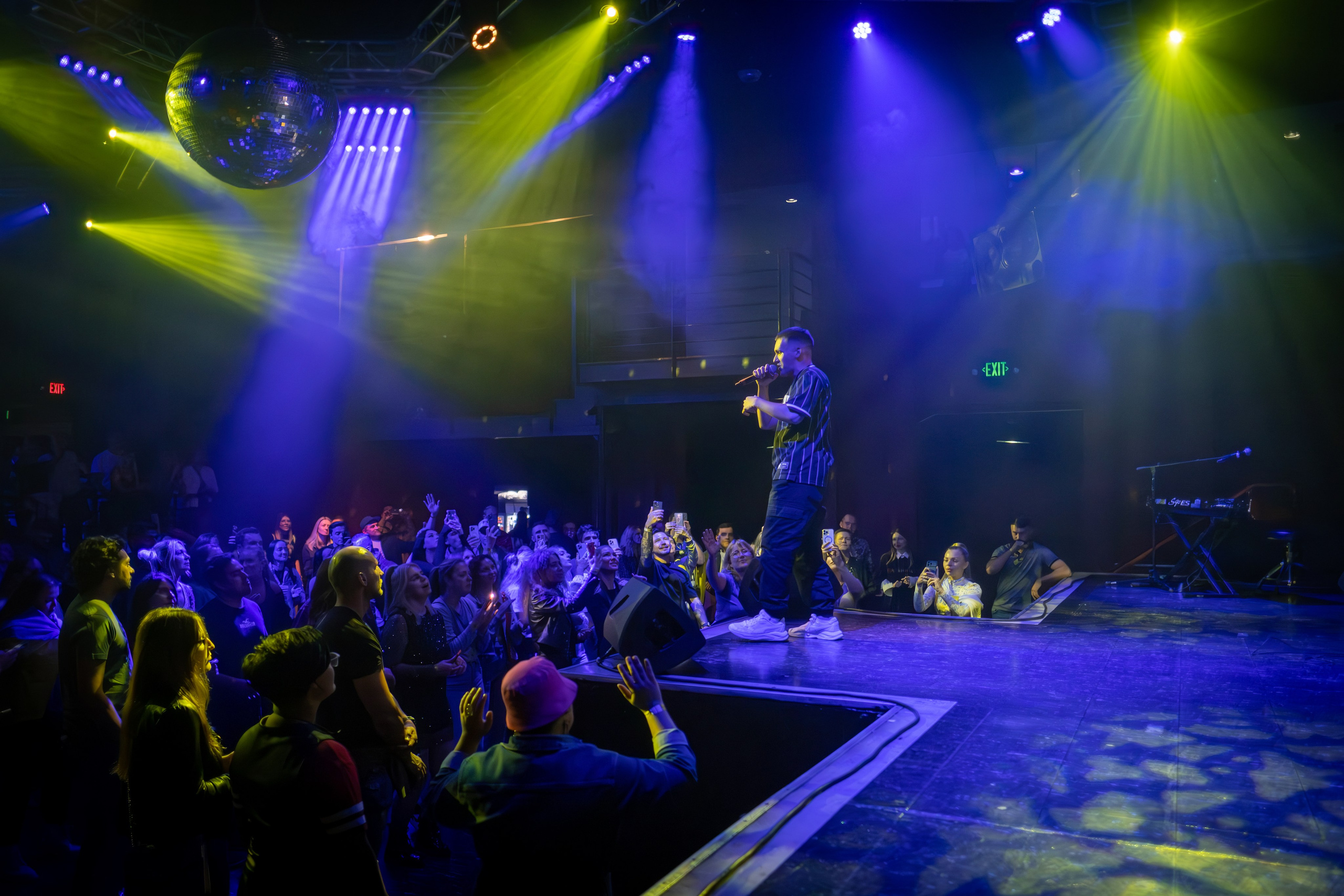 SHUMEI_YAKTAK_QUESTPISTOLS / 2023. Reportage concert portrait photography in the San Francisco Bay Area