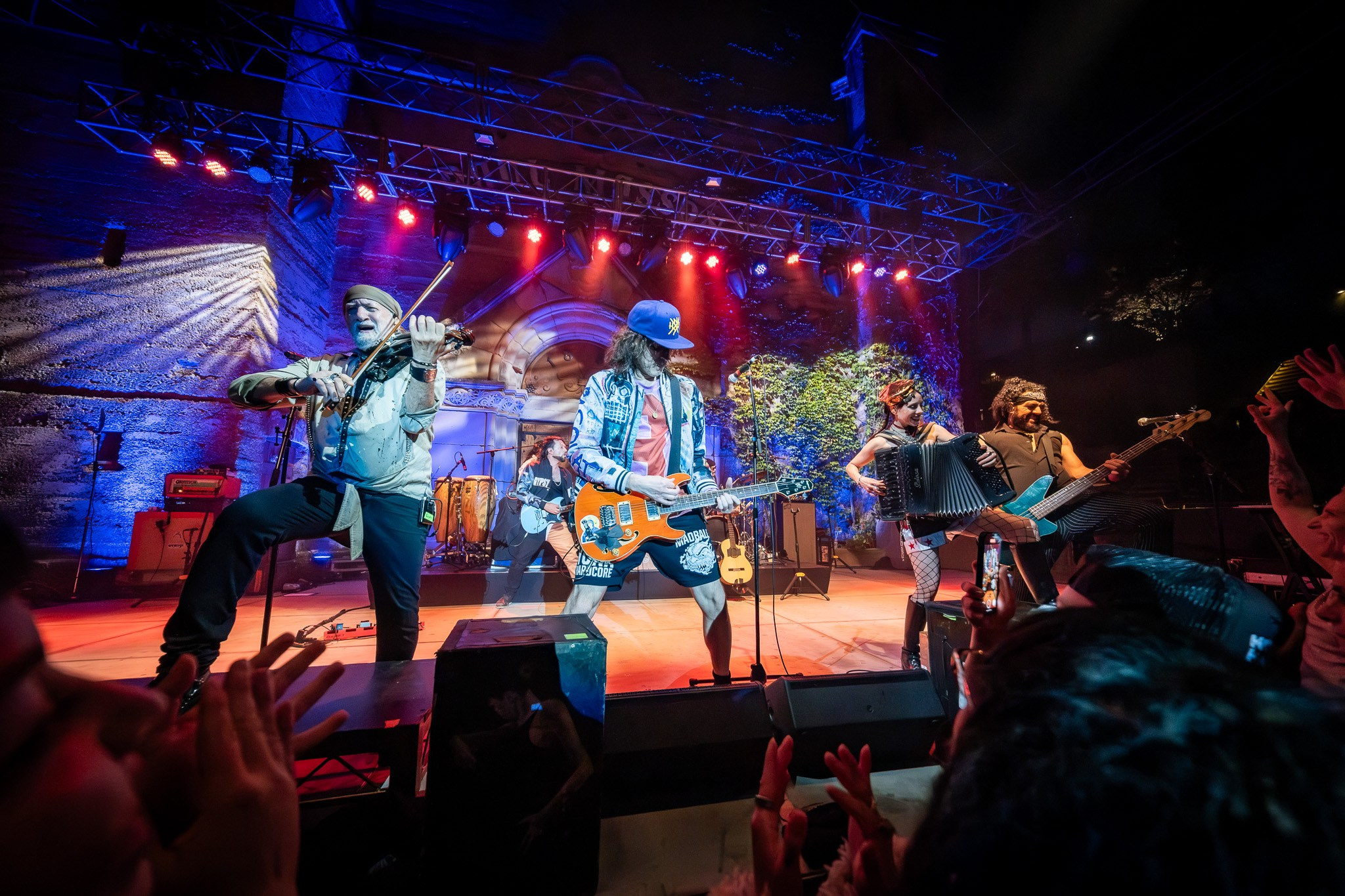 GOGOL BORDELLO / SARATOGA / CA. Reportage concert portrait photography in the San Francisco Bay Area