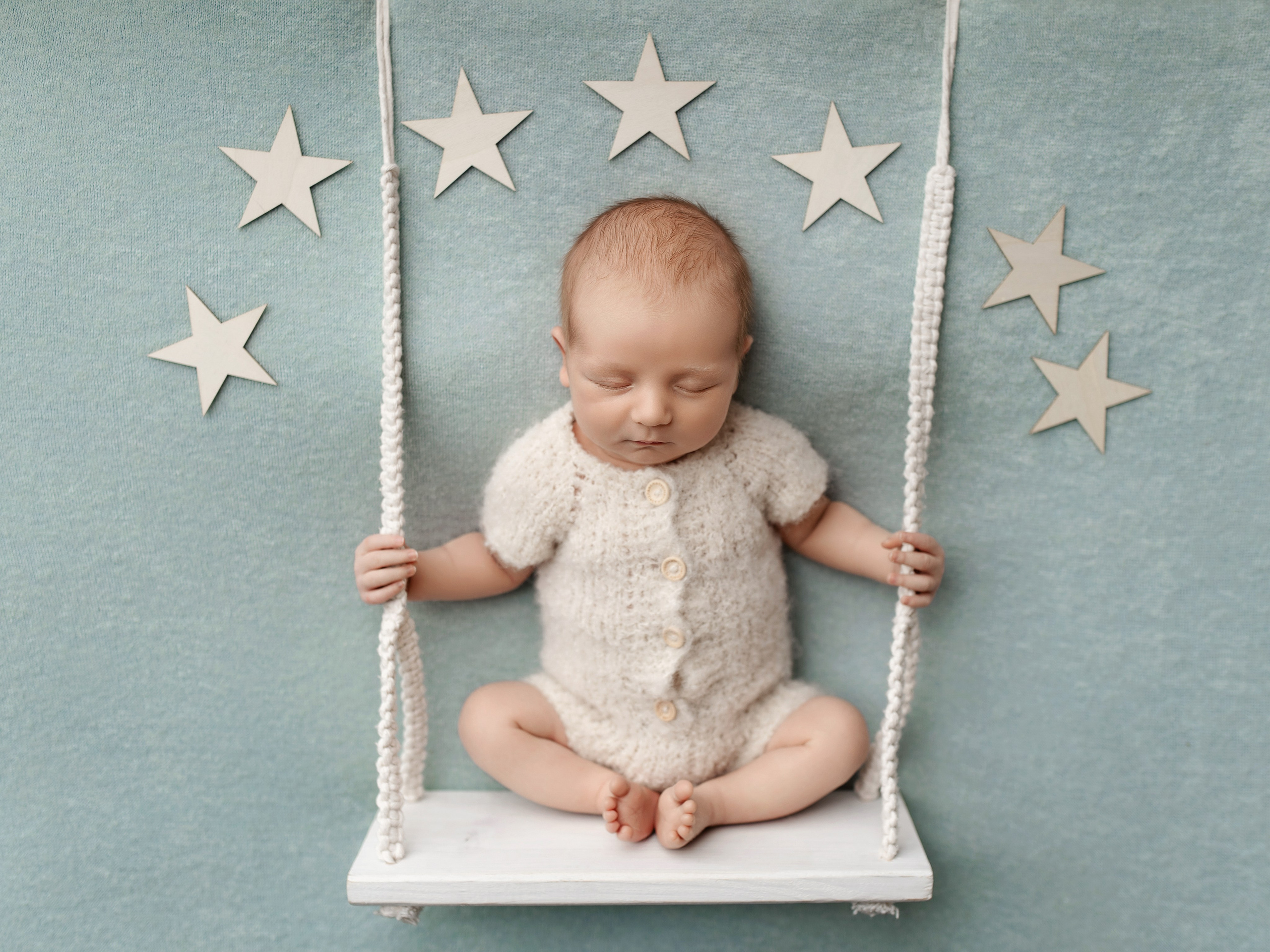 Esu Aleksandra naujagimių ir kudikių fotografė iš Vilniaus