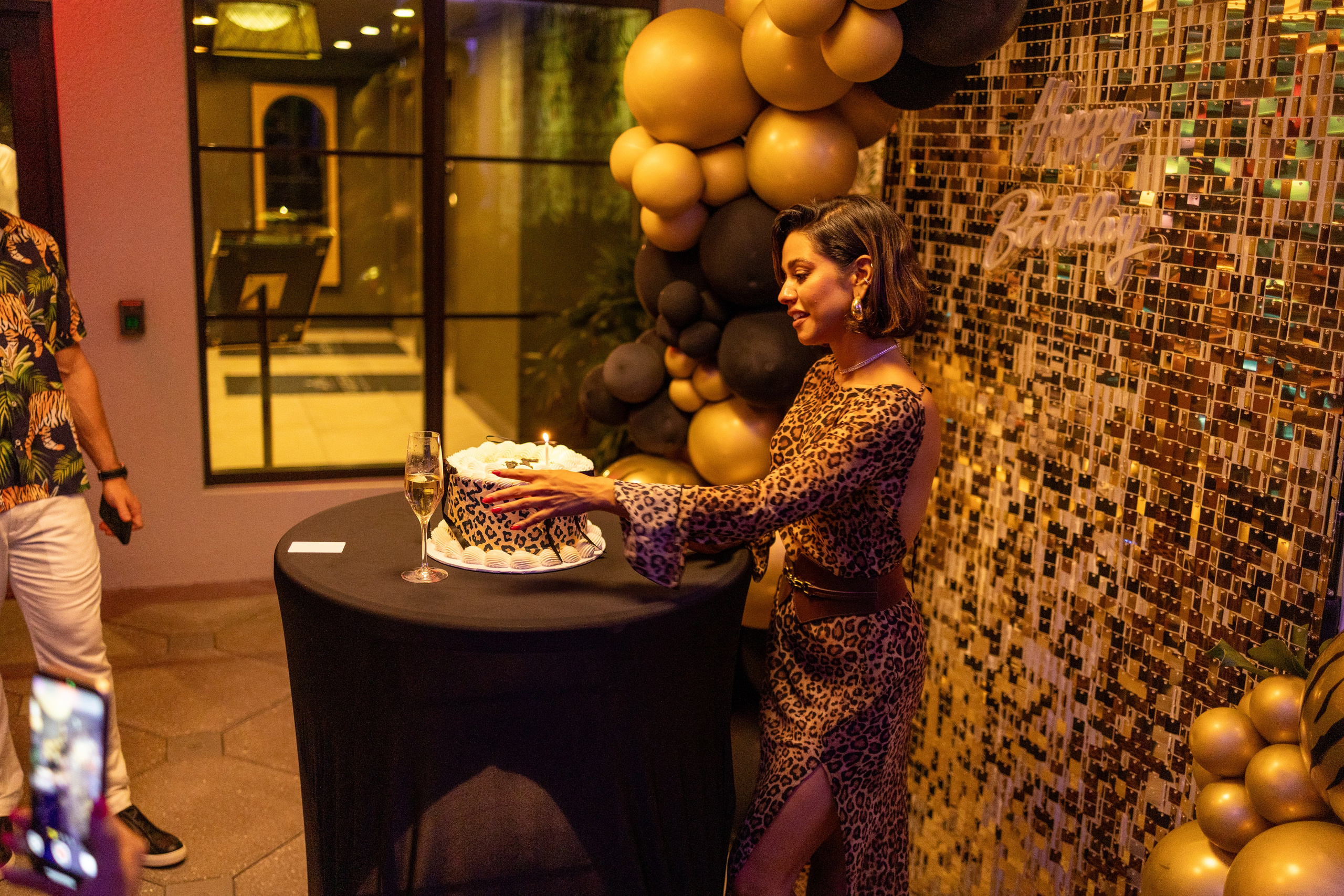 Luara Birthday at the Perry Hotel. Out and About 239