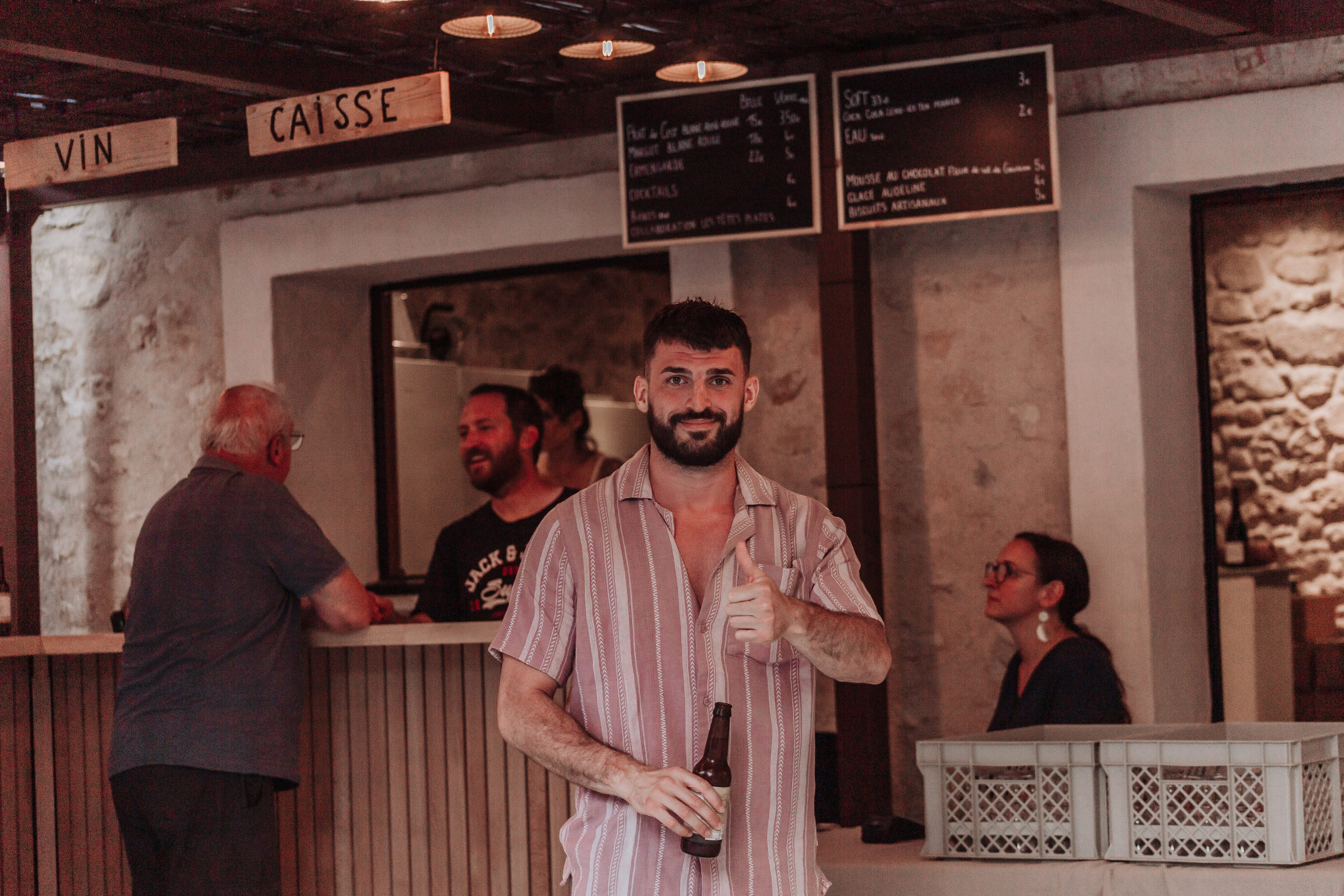 Reportage de fête au Château Prat de Cest. Professional Photographer in France | Poitiers, Tours & Châtellerault | Portrait, Family, Corporate & Wedding Photography