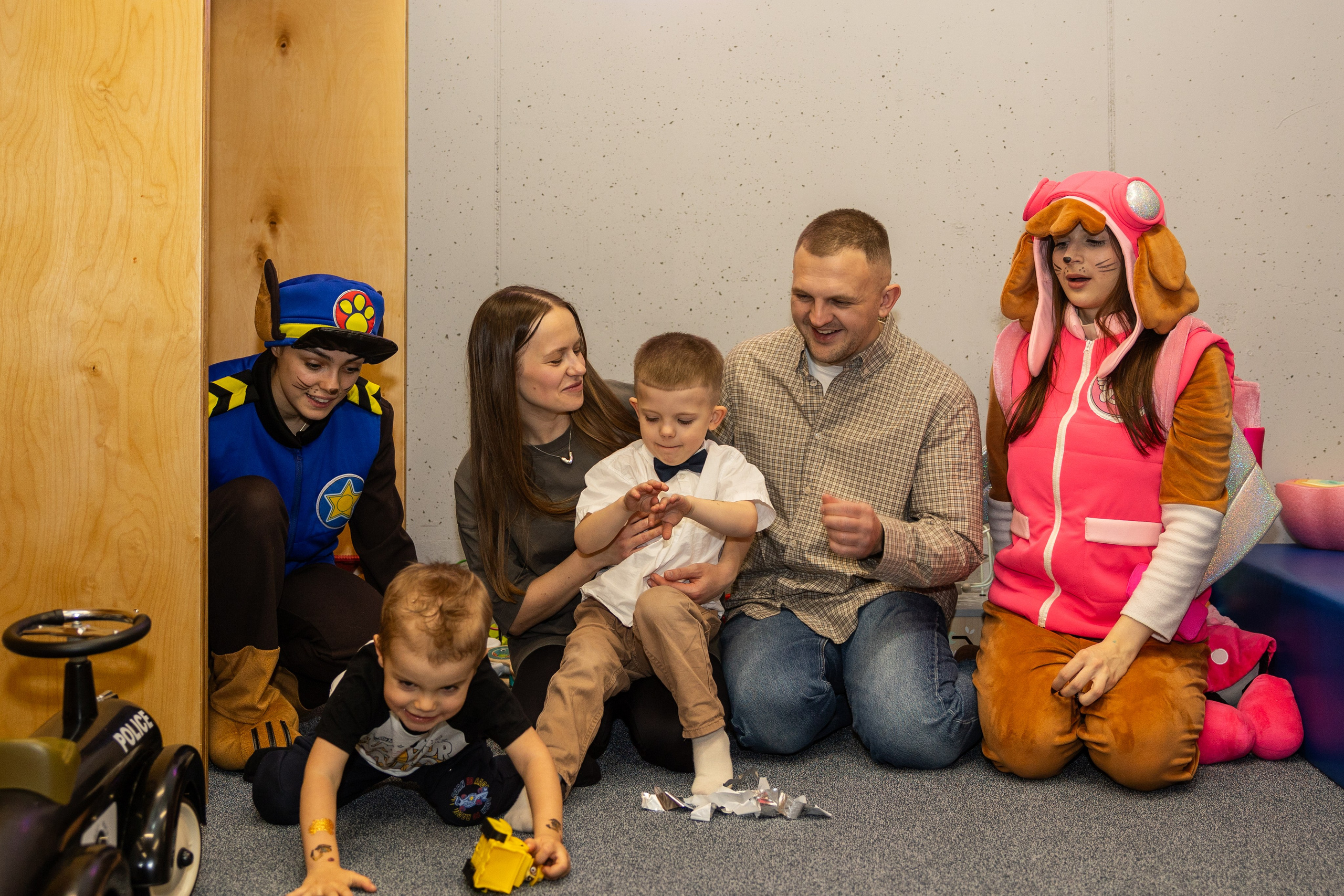 День рождения Артёма 24 января 2026 года. Семейный и детский фотограф в Варшаве Мила Бобровская