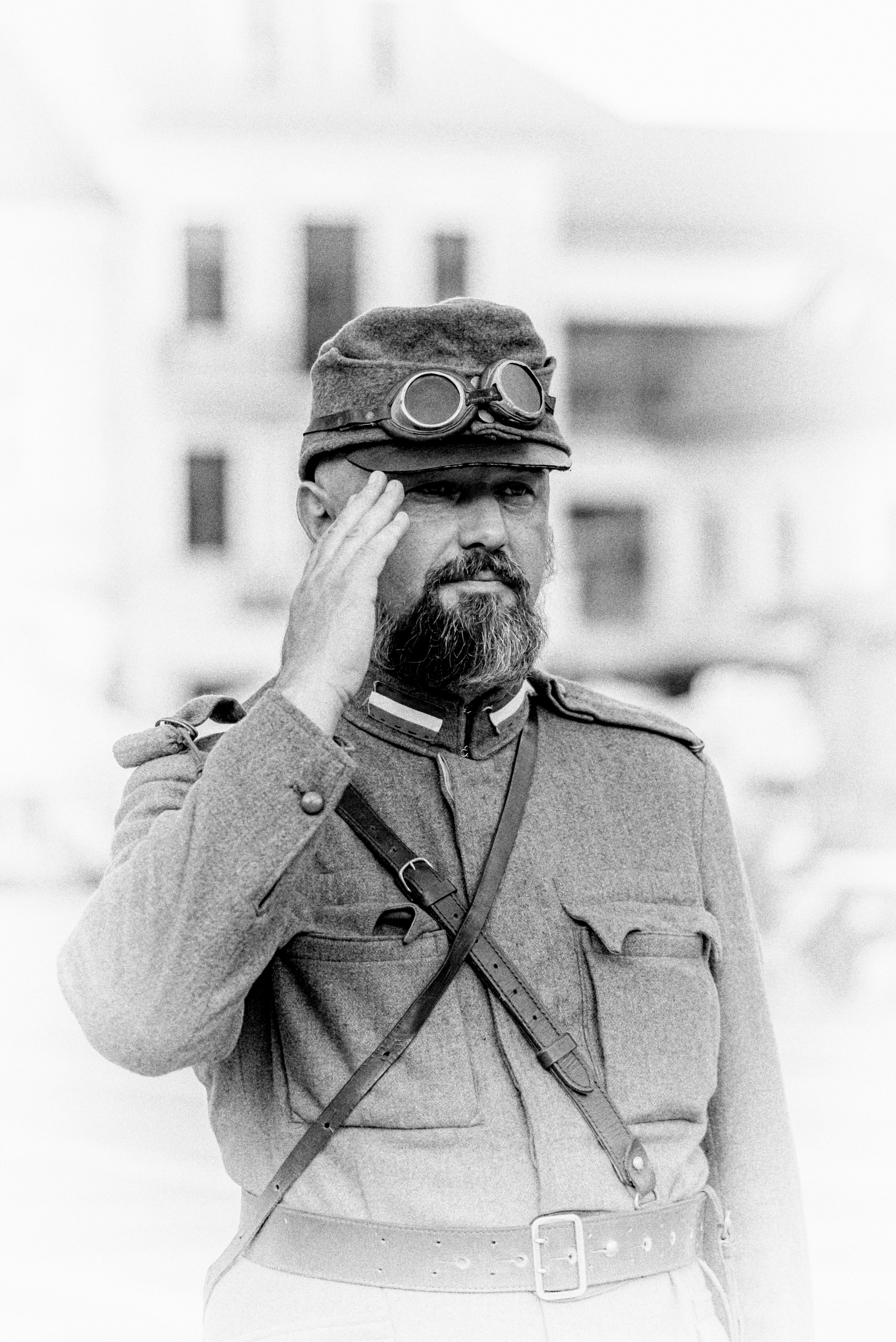 B & W. Daniel Hașiegan