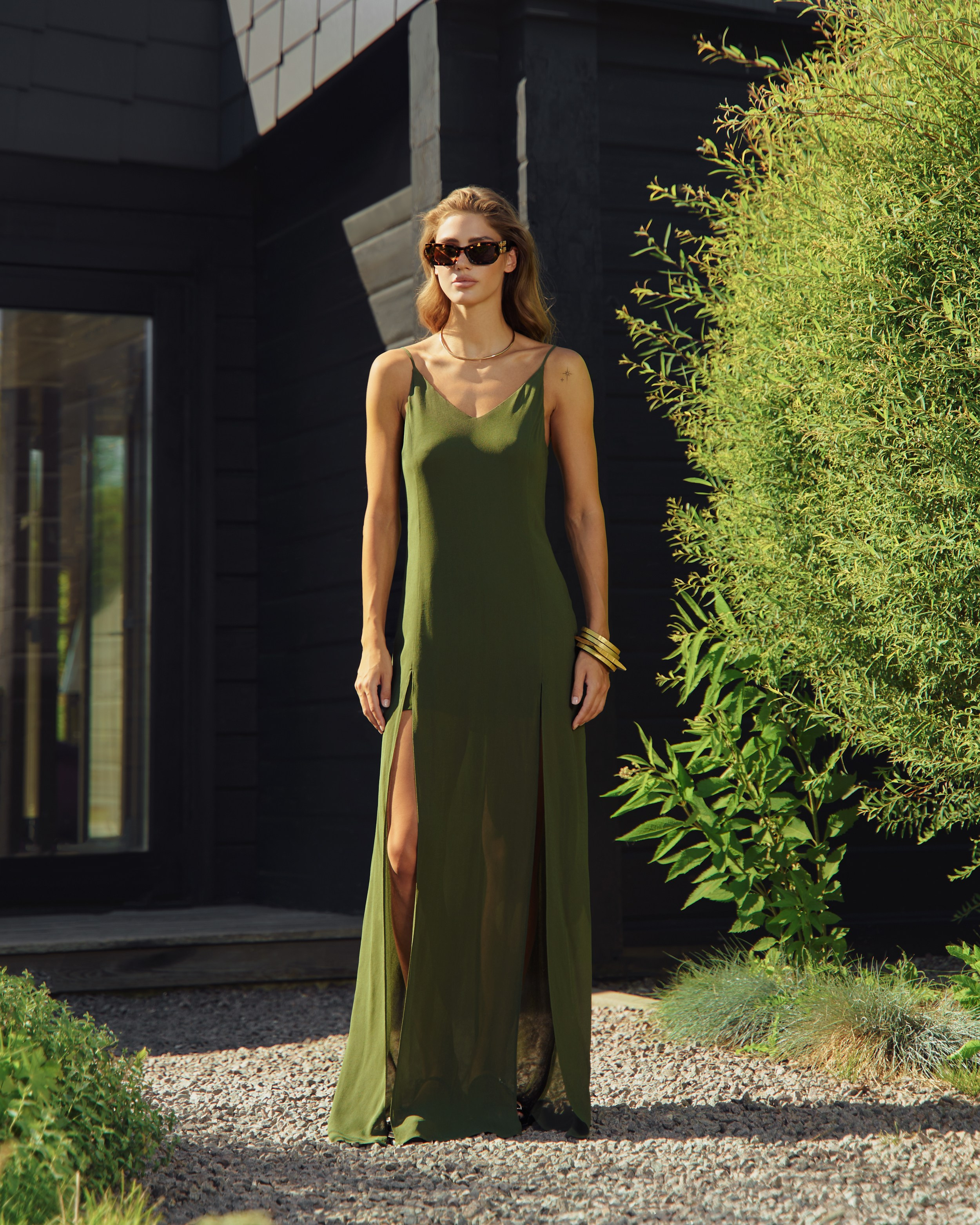 FASHION. Fashion and advertising photographer Alina Mikhalkovich Dubai