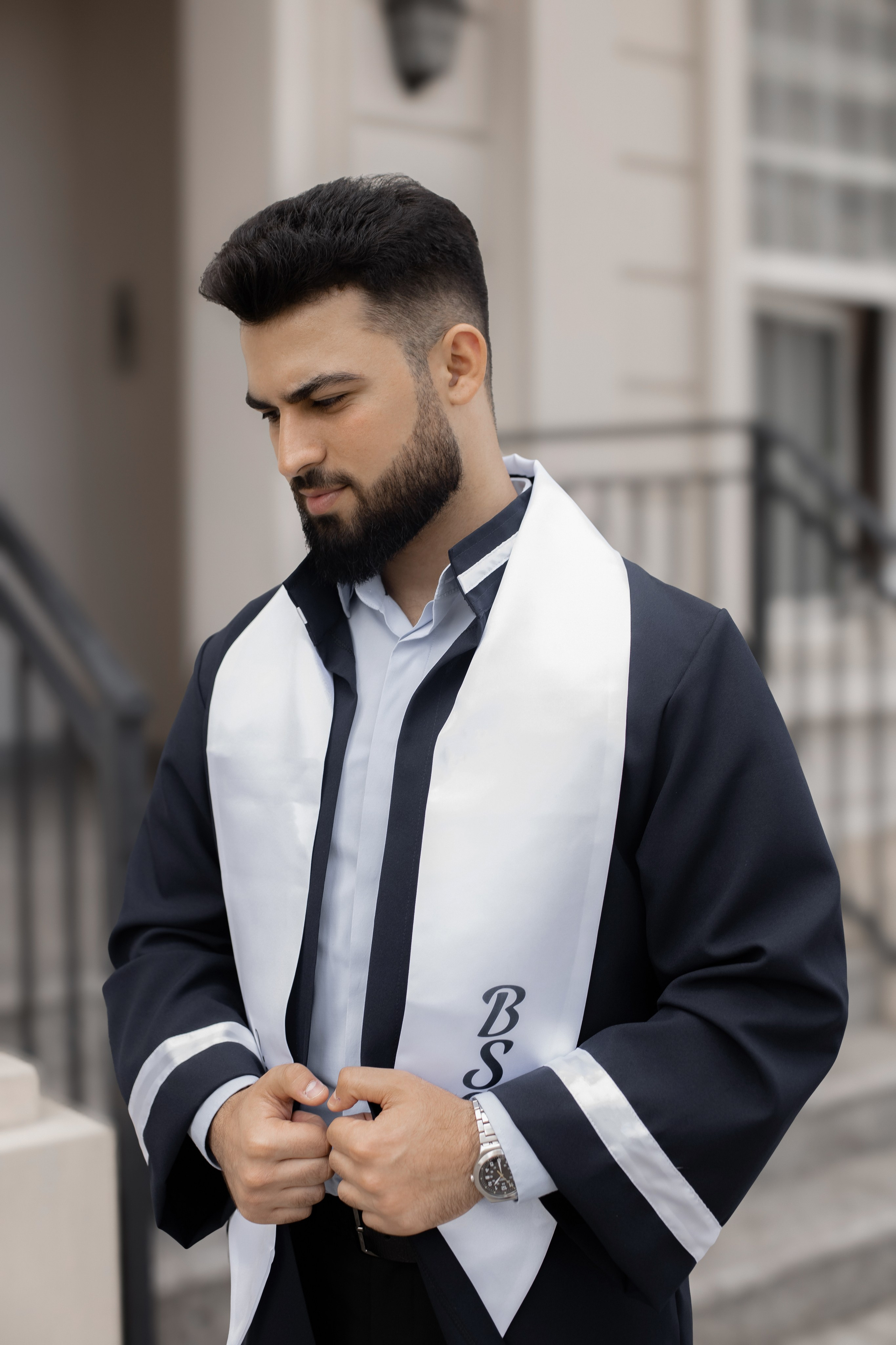 Premium mezun xalati, qara mezun geyimi, ag mezun libasi, qirmizi sarfli mezun paltari, mezun aksesuarlar, mezun papaqlari, mezun lentleri, mezun hediyyeleri, mezun fotosessiya geyimleri, mezun cekilisi ucun geyimler, mezun tedbirleri ucun aksesuarlar, mezun geyimlerinin icare ve satisi, premium mezun libaslari, mezun geyimleri online sifaris, mezun geyimleri Bakida, mezun geyimleri qiymetleri, mezun geyimleri modelleri, Mezun cekilisi, mezun fotosessiyasi, mezun cekilisi ucun geyimler, mezun mantiyasi cekilisi, mezun fotosessiya ideyalari, mezun gunu fotosessiya, mezun xatireleri, mezun papaqlari ile fotosessiya, mezun lentleri ile cekilis, ferdi mezun fotosessiyasi, qrup mezun cekilisi, mezun fotosessiya mekani, mezun ucun ideal cekilis fonlari, mezun fotosessiya aksesuarlari, mezun albomu sekilleri, mezun cekilisi poza ideyalari, universitet mezun fotosessiyasi, kollektiv mezun fotosessiyasi, mezun xalatlari ile cekilis, mezun mantiyasi fotosessiyasi, mezun geyimleri ile professional cekilis, mezun tebrik fotosessiyasi, en yeni mezun cekilis trendləri, mezun fotosessiya xidmetleri, premium mezun cekilisi, mezun cekilisi ucun dekorlar, mezun fotosessiyasi aksesuarlar, mezun gunu en gozel fotolar, mezun cekilisi fotostudiya, bakida mezun fotosessiyasi, xaricde mezun cekilisi, mezun gunune ozel cekilis,Məzun mantiyaları, eksklüziv məzun geyimləri, ağ və qara məzun libasları, məzun üçün xüsusi şarf modelləri, məzun papağı və aksesuarları, fərdi dizayn məzun geyimləri, məzun tədbiri üçün ən yaxşı seçimlər, məzun fotosessiyası üçün ideal libaslar, məzun mərasimi geyimləri, keyfiyyətli məzun mantiyası, rahat və şık məzun geyimləri, məzun üçün lent və tac modelləri, məzun simvolik medalları, icarəyə verilən məzun libasları, məzun geyimlərinin sərfəli qiymətləri, onlayn məzun geyimi sifarişi, məzun paltarı mağazası, dəbli məzun geyimləri, premium məzun mantiyalarının satışı, universitet məzunları üçün mantiyalar, kollektiv məzun geyimləri, məktəb məzunları üçün geyimlər, diplom mərasimi üçün geyimlər, fərqli rəngdə məzun libasları, ən yeni məzun geyimləri, rahat və premium məzun geyimi seçimləri, Bakıda məzun geyimi mağazası, məzun üçün ən yaxşı libaslar