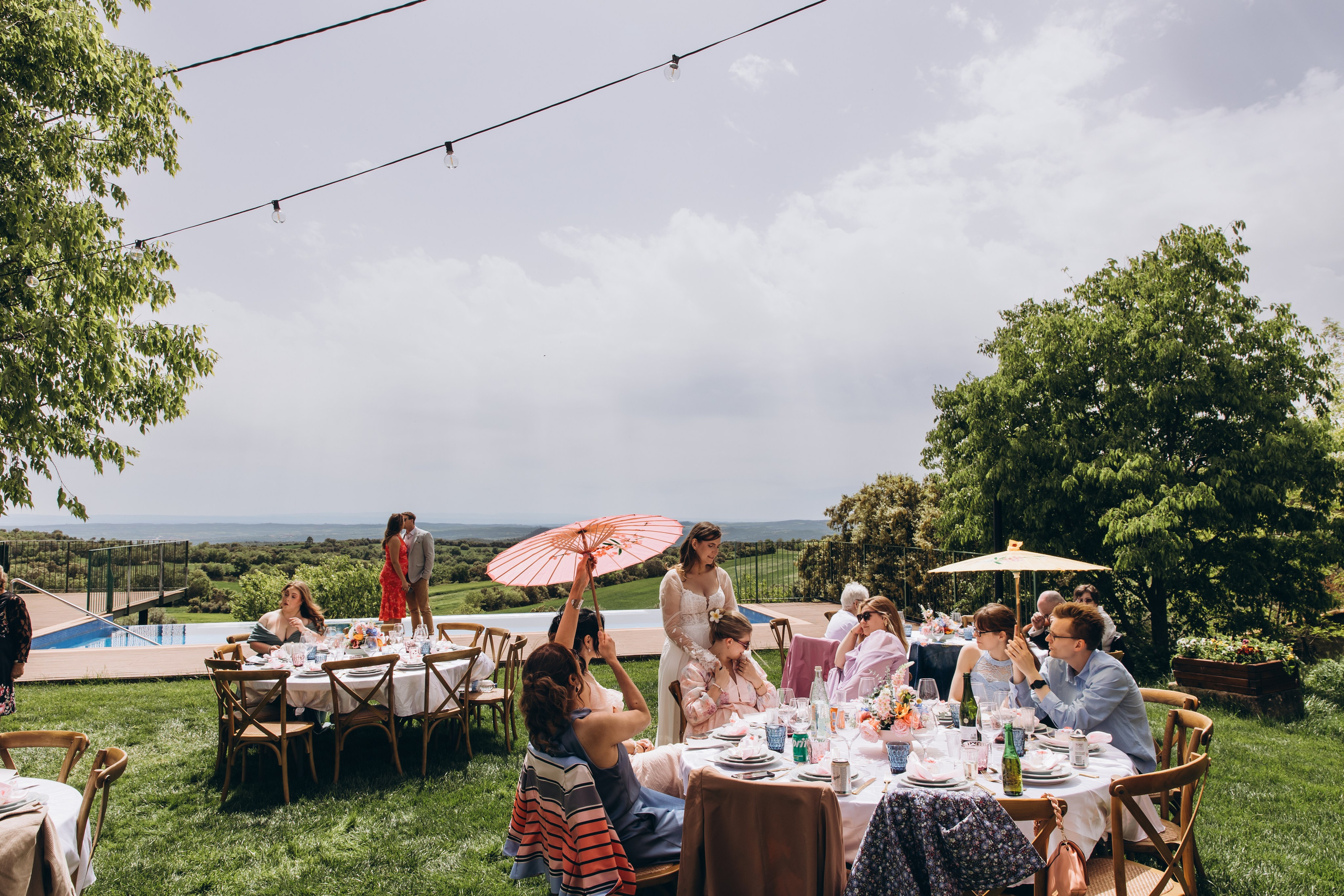 Wedding at Lake Como – timeless Mediterranean love story.