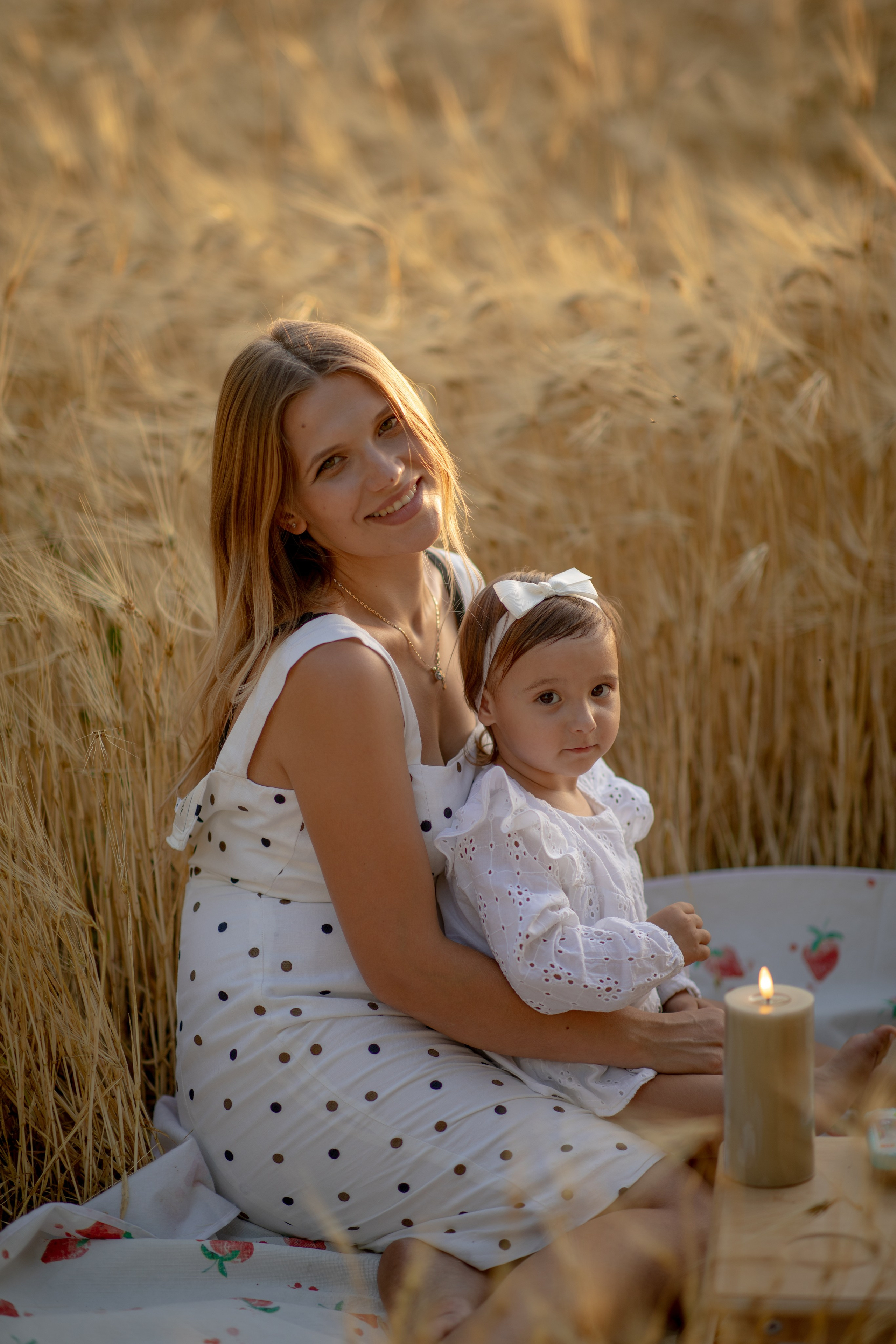 Family photo Maria si Elenica. N.D.photograph - fotograf de familie și portrete în Republica Moldova