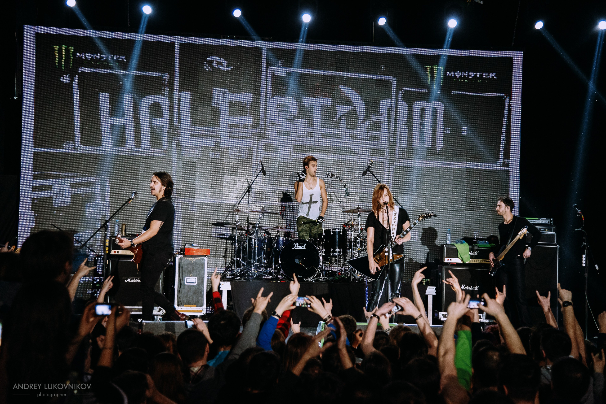 Halestorm. Into the Wild Life Tour 2016