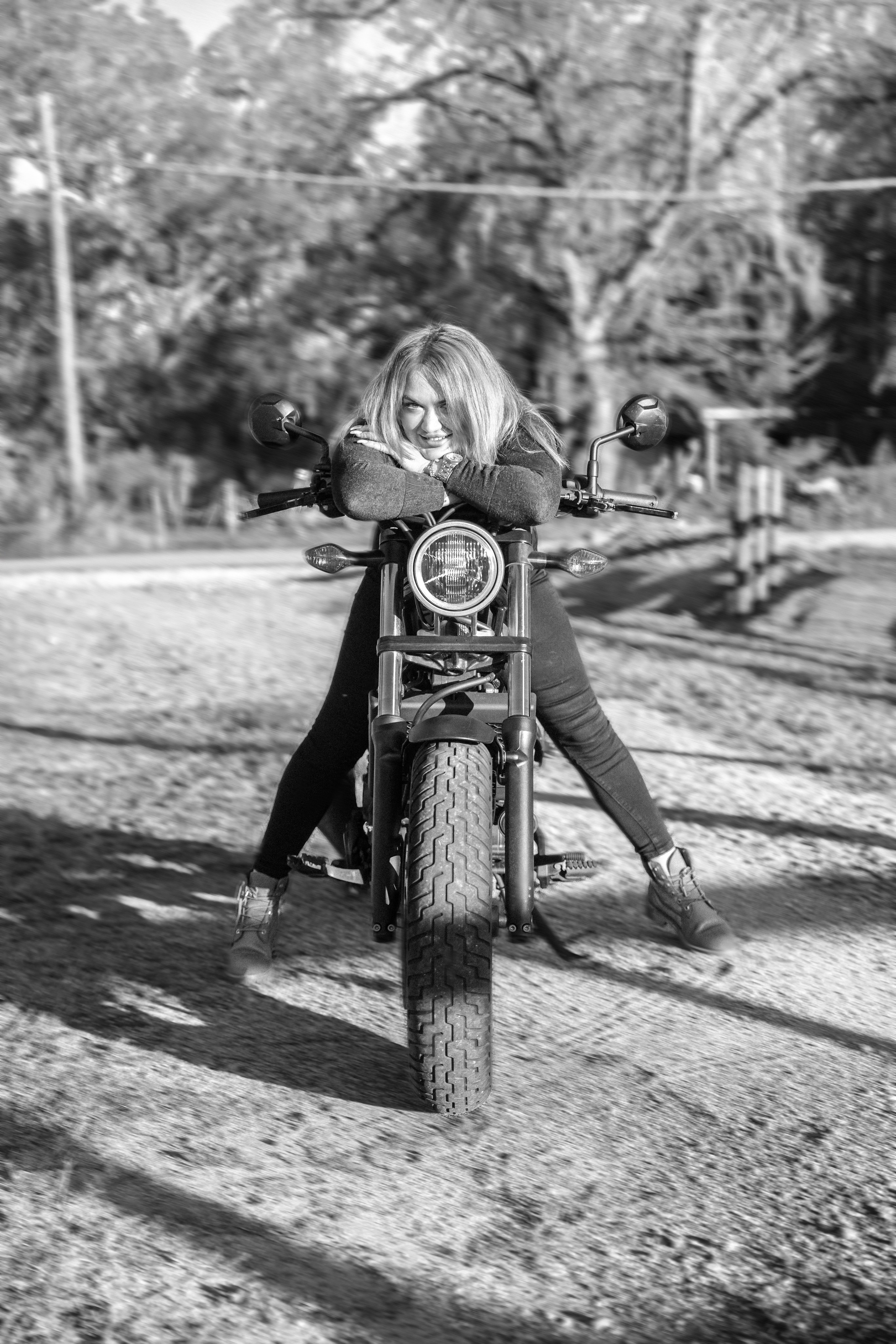 Anna on a Bike. Welcome to my video and photo world!