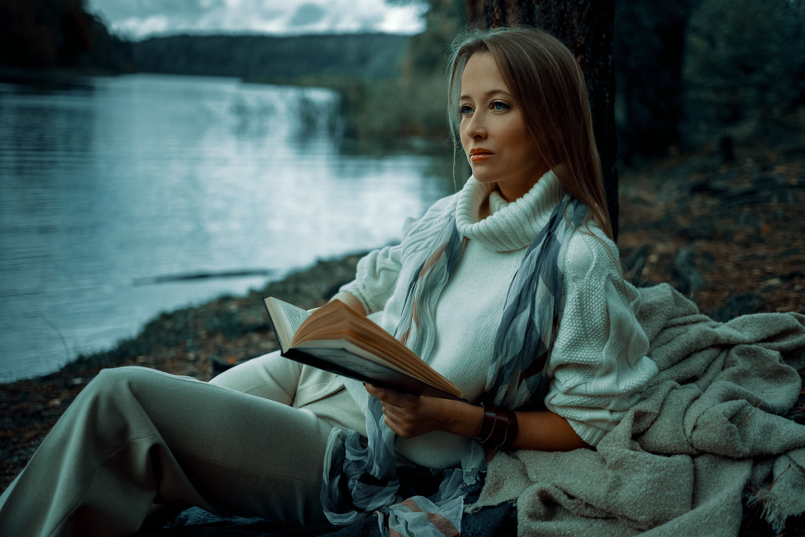 PORTFOLO. Profesionalus fotografas Vilniuje. Asmeninės ir šeimos fotosesijos, vestuvių, krikštynų bei renginių fotografavimas, produktų fotografija