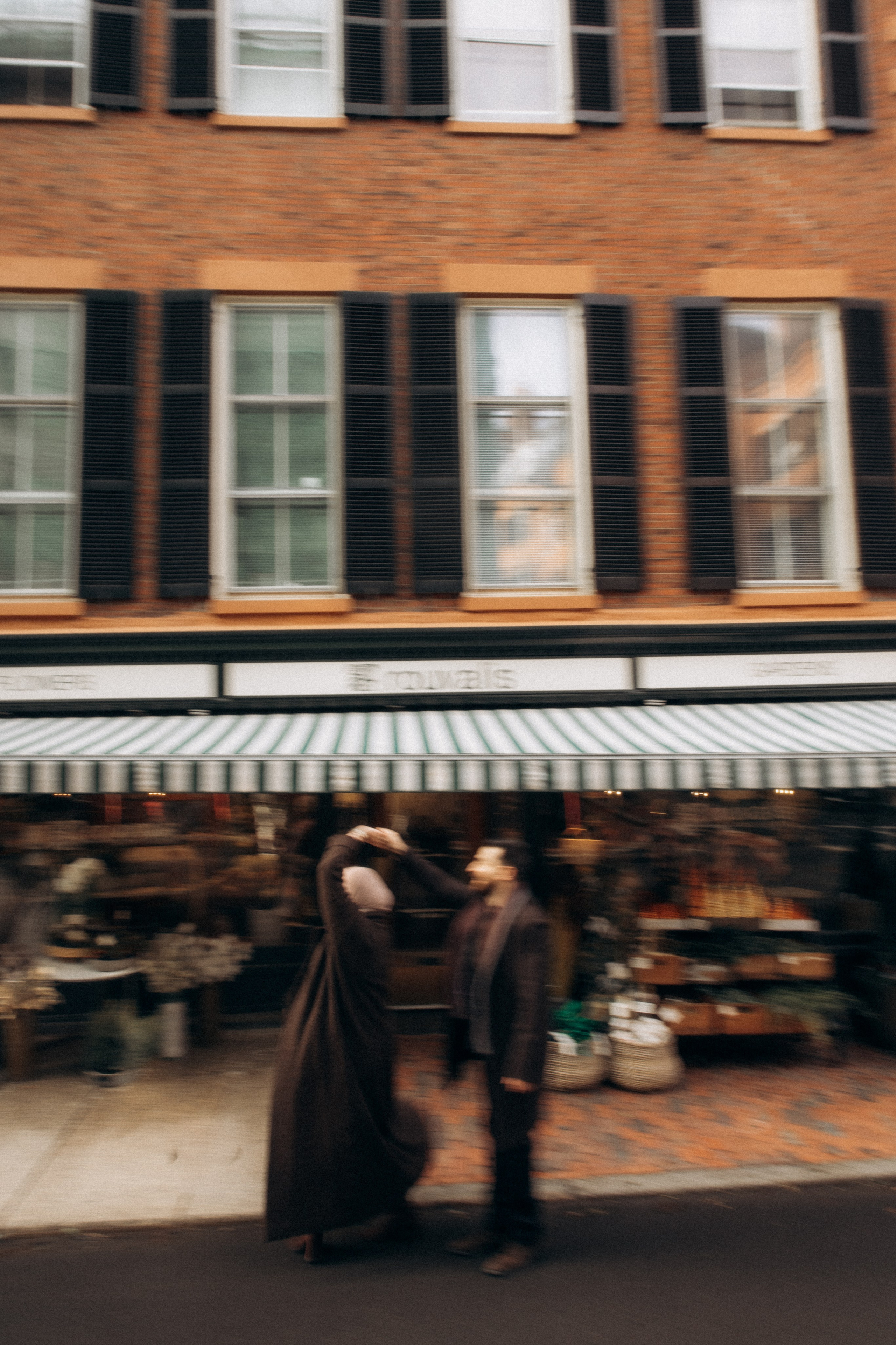 Winter Pregnancy Photoshoot | Bacon Hill, Boston