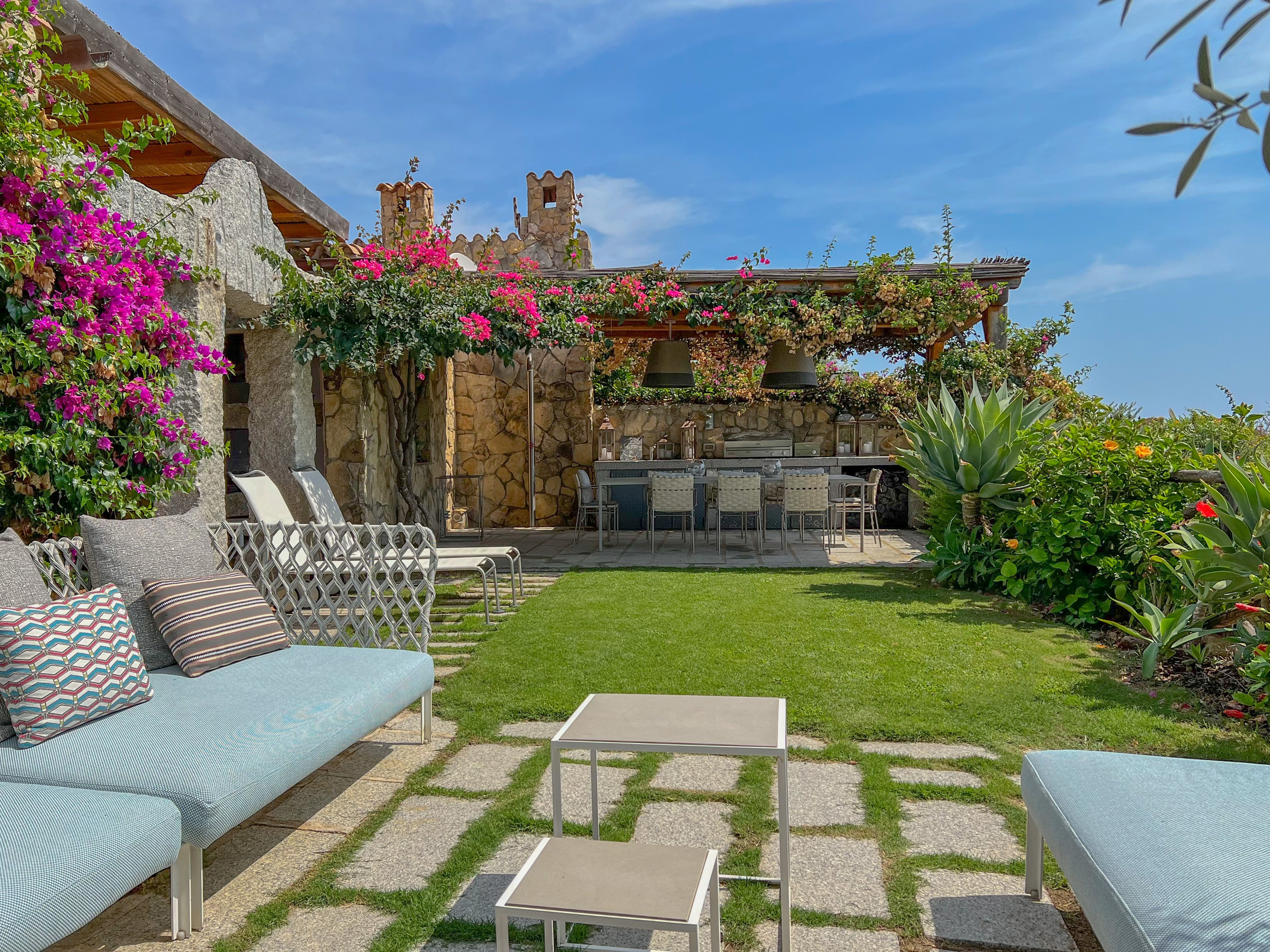 Servizi-affitti-brevi. Eugenia Murru. Fotografa d’interni in Sardegna specializzata in case vacanza, affitti brevi. Foto naturali per Airbnb, Immobiliare in 48 ore