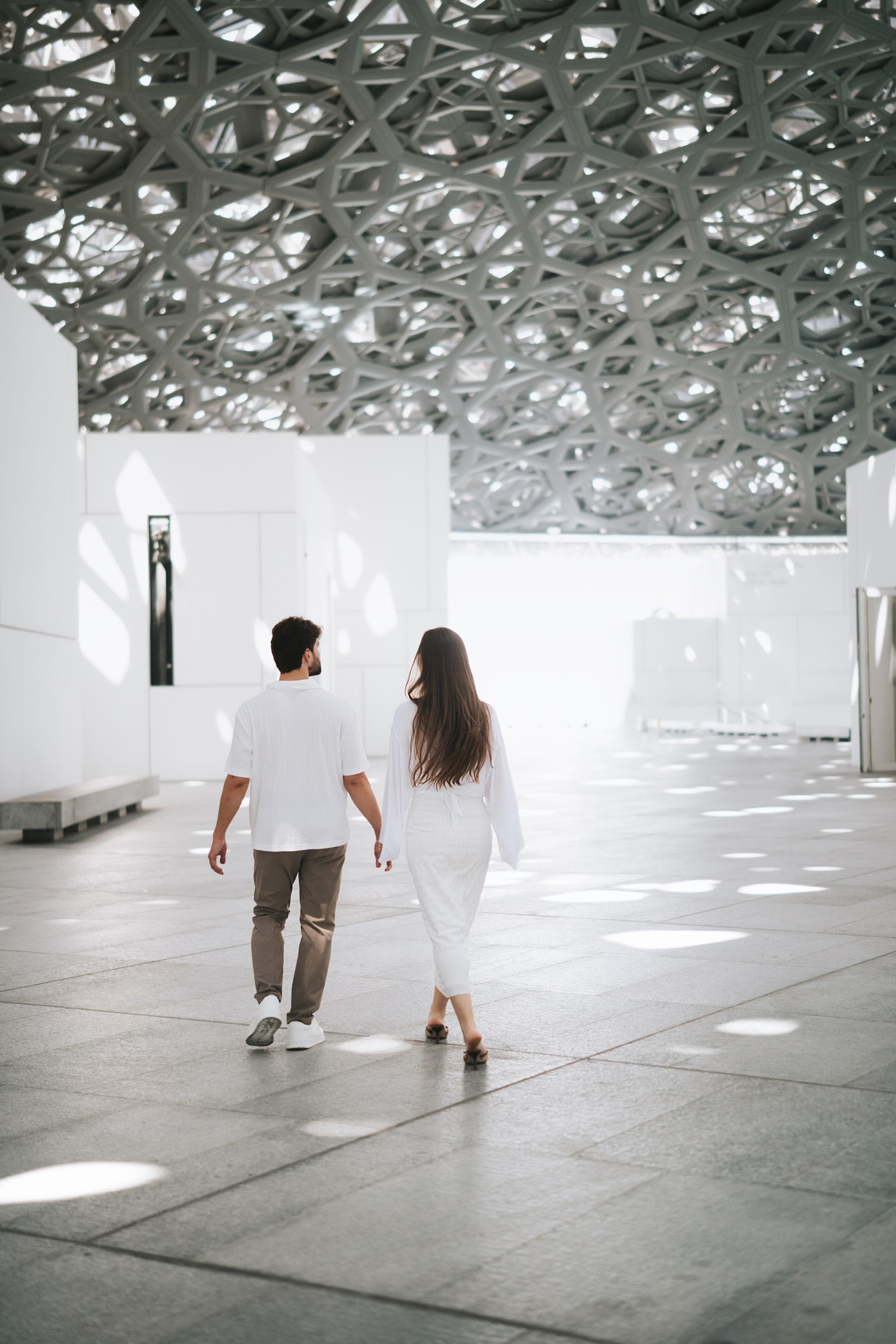 Best Photo Locations in Abu Dhabi 2026 | Photoshoot Guide. Mariia Safronova is your photographer in Abu Dhabi and Dubai