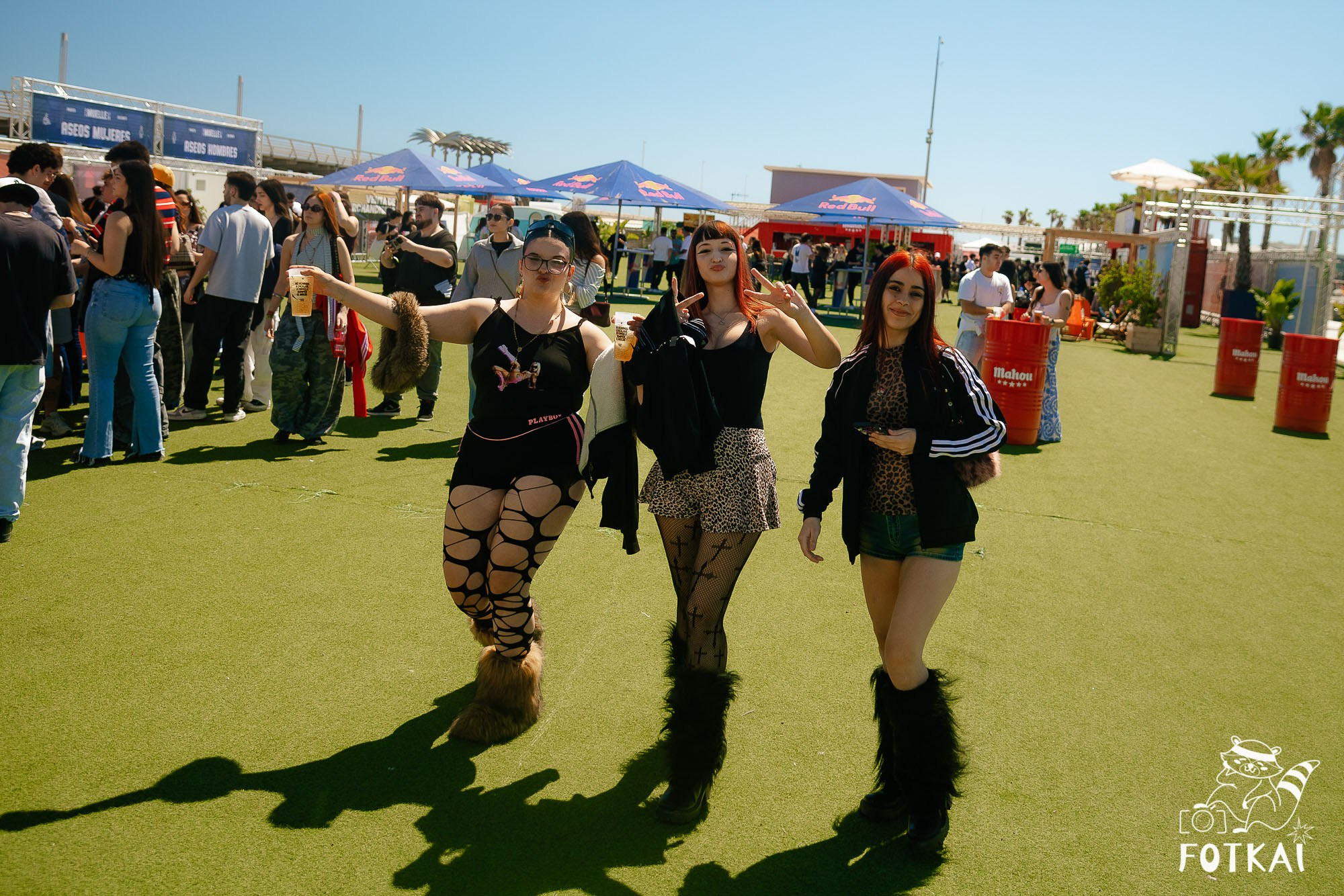 Costa Sonora 2026 Alicante Day 1 Photos — Find Yourself, Friends and Festival Crowd | FOTKAI