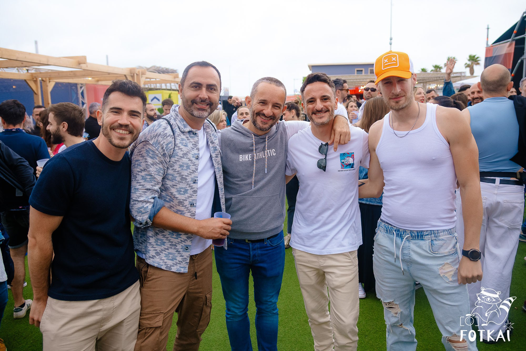 Cariña La Fiesta 2.0 — Fotos del evento en El Muelle Live, Alicante, 2026 | FOTKAI