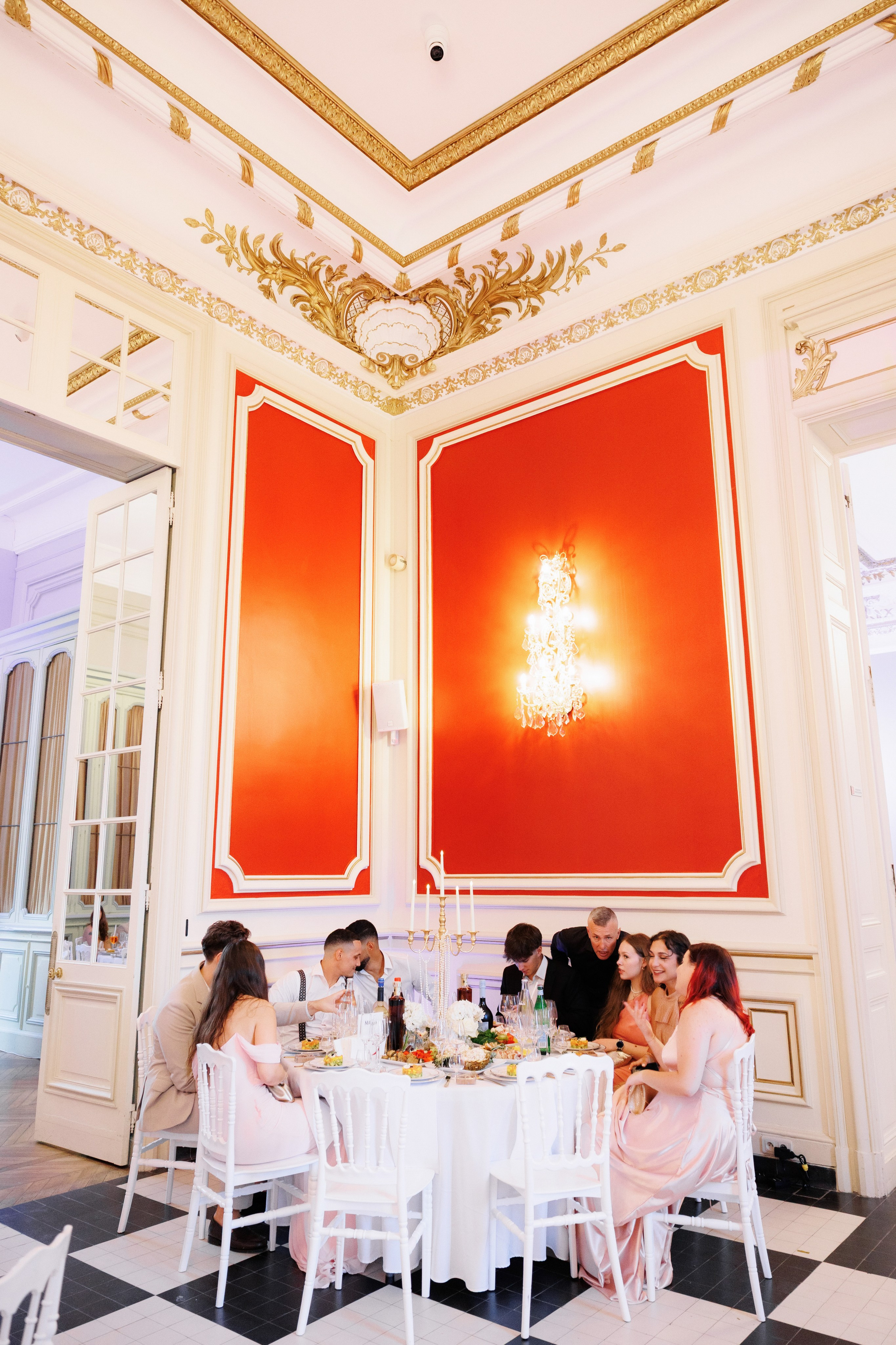 Seulement dans tes bras. Servicii Foto Video în Chișinău și Europa ID-Brothers