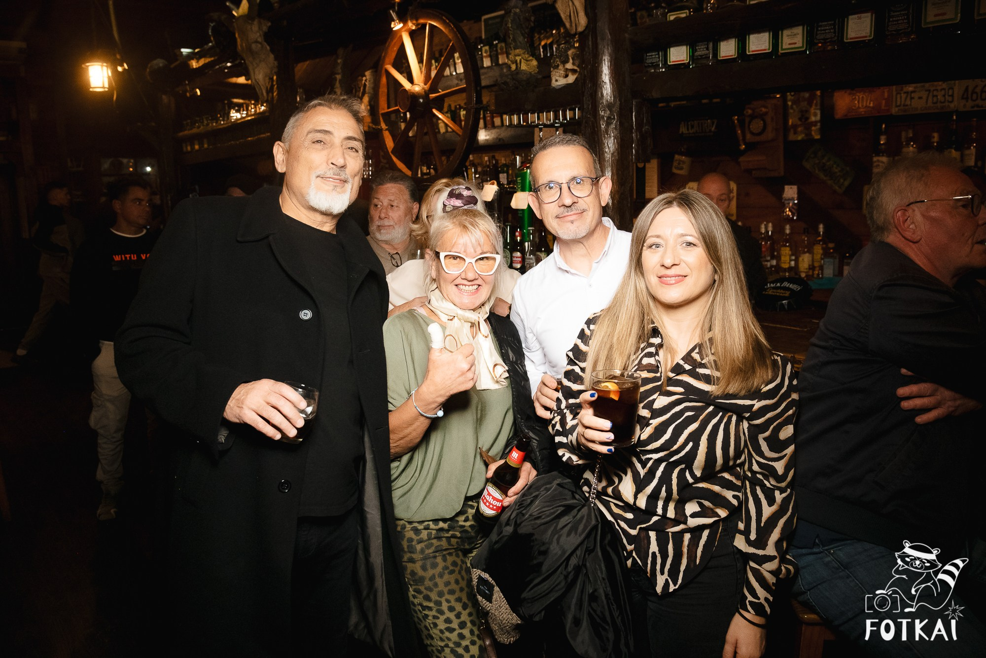 The Galaxy’s в El Paso Bar Торревьеха: фоторепортаж с концерта 21 марта 2026 года | FOTKAI