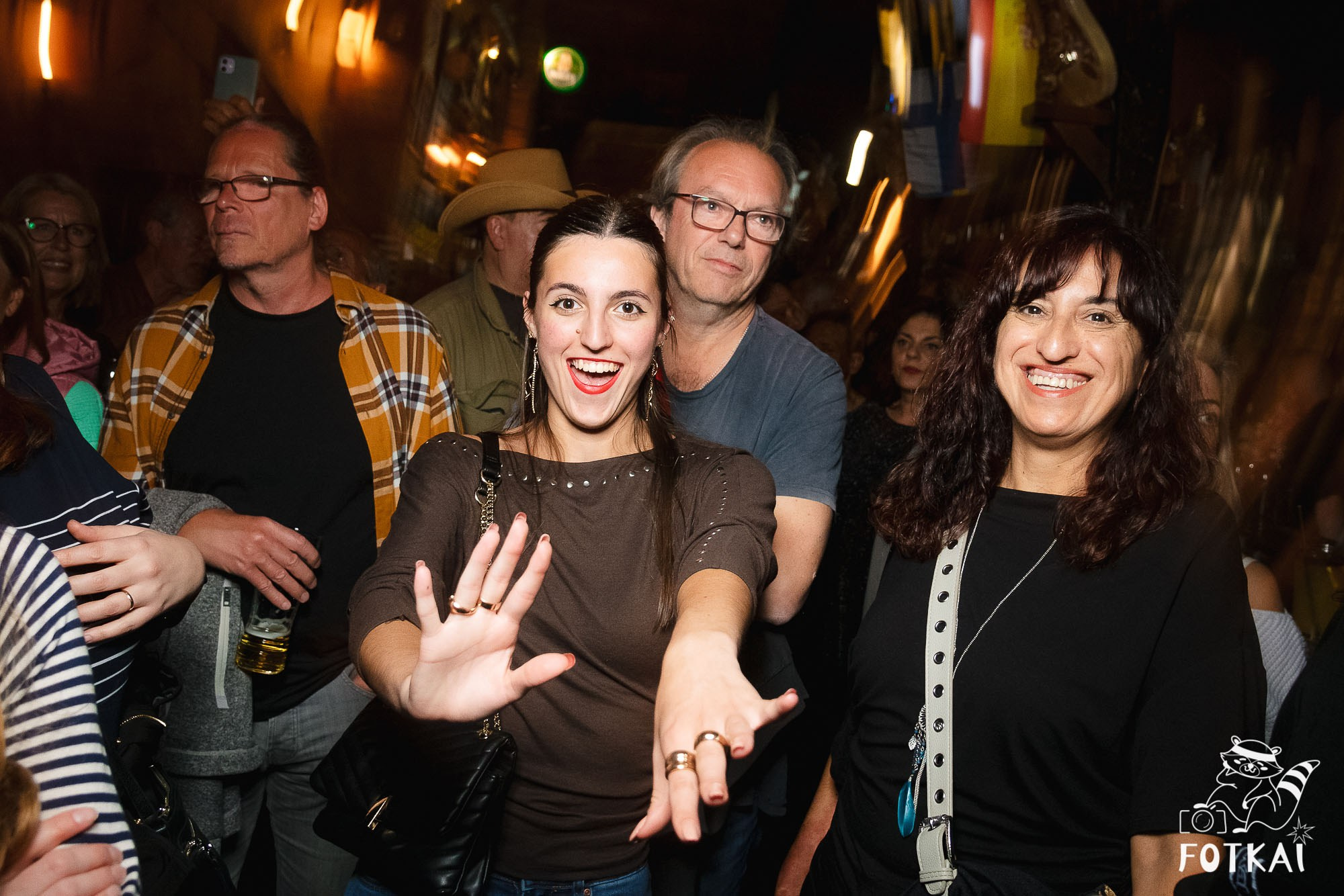 Amy Winehouse Tribute at El Paso Bar (March 28) — Live Concert Photo Report | FOTKAI