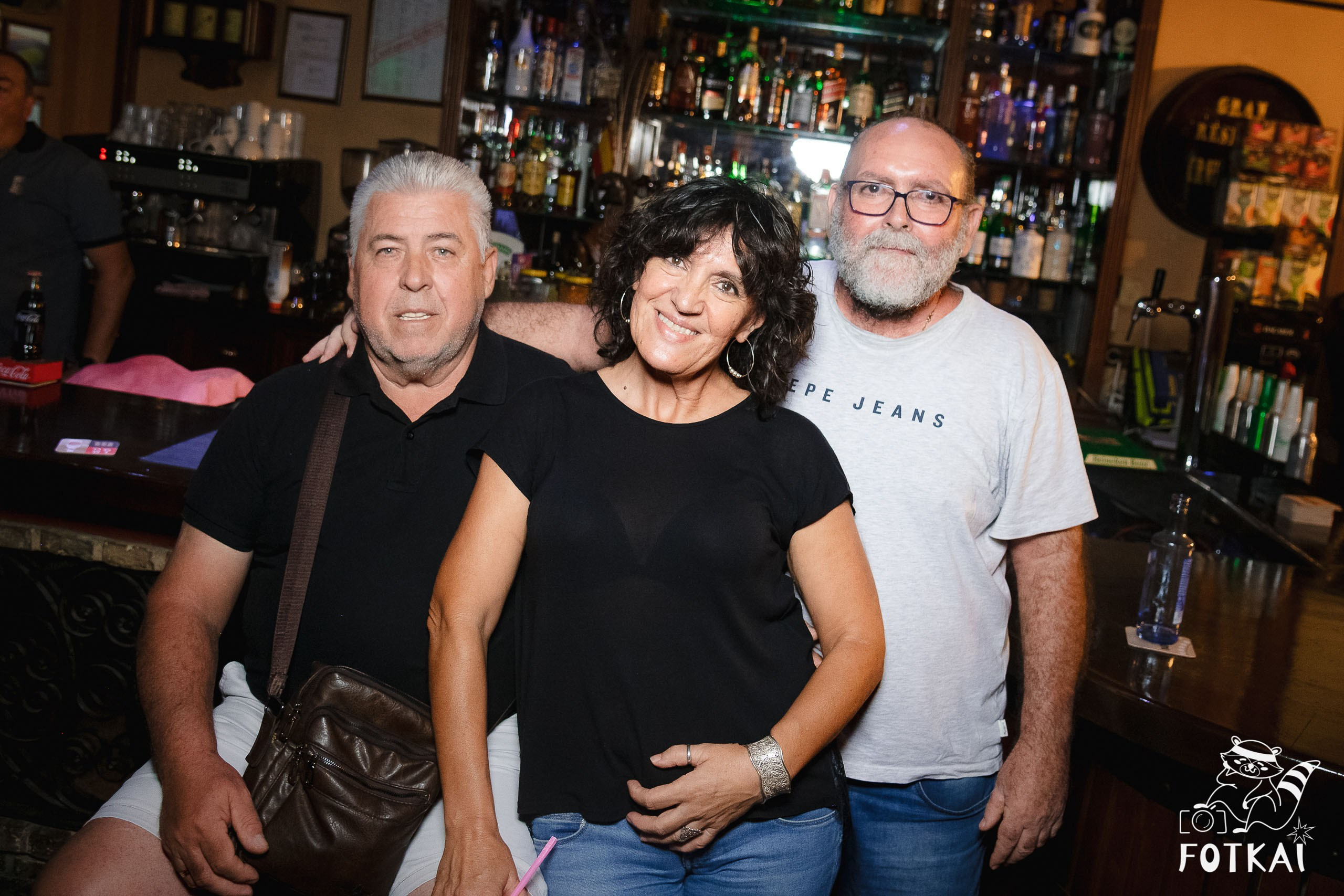 Stones of the Coast en Café Aljibe Rojales: Reportaje fotográfico 30.08.25 | FOTKAI