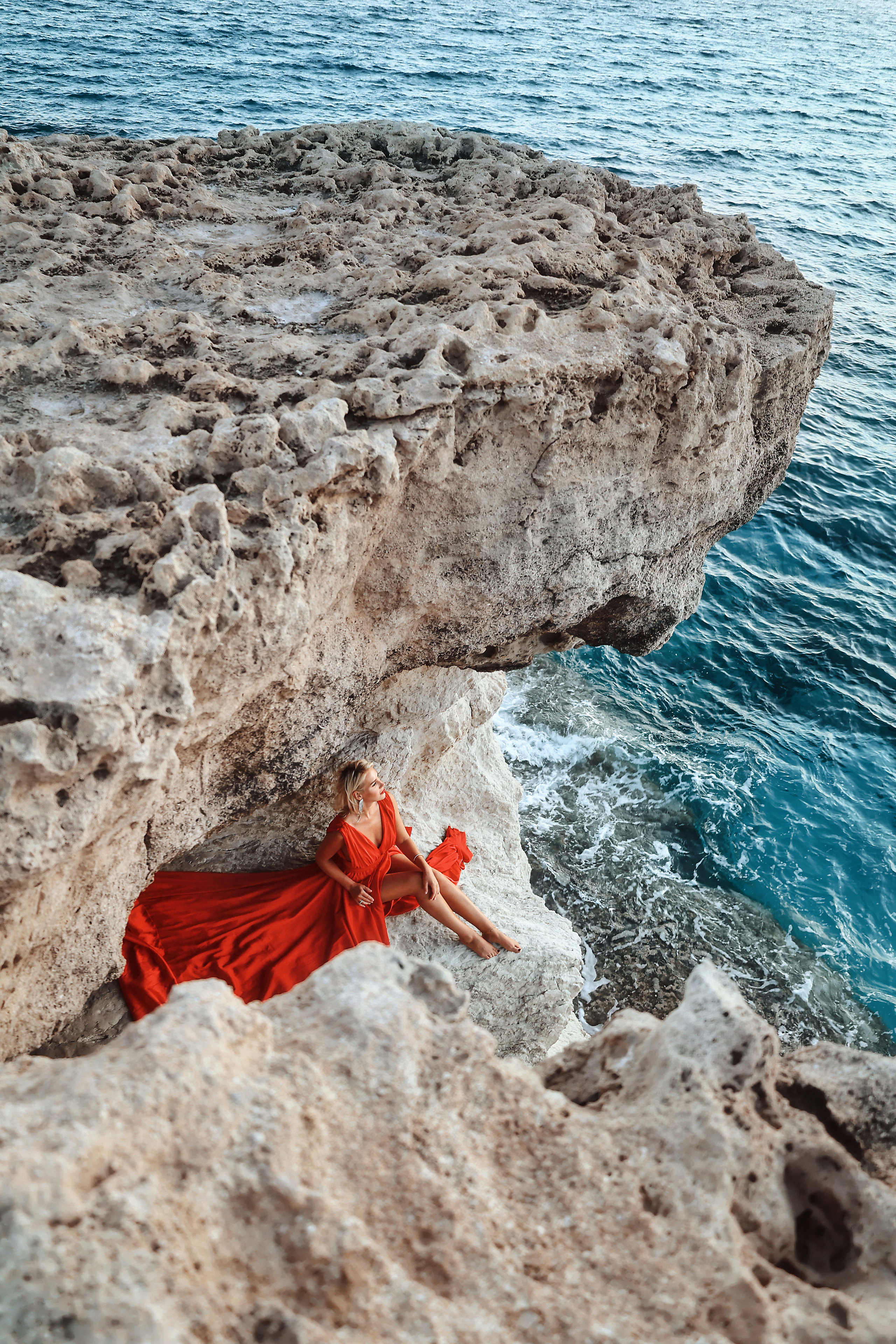 Индивидуальная фотосессия в летящем платье, Айя-Напа. Июнь, 2022. Kipriotka. Ваш фотограф на Кипре (Айя-Напа, Протарас)