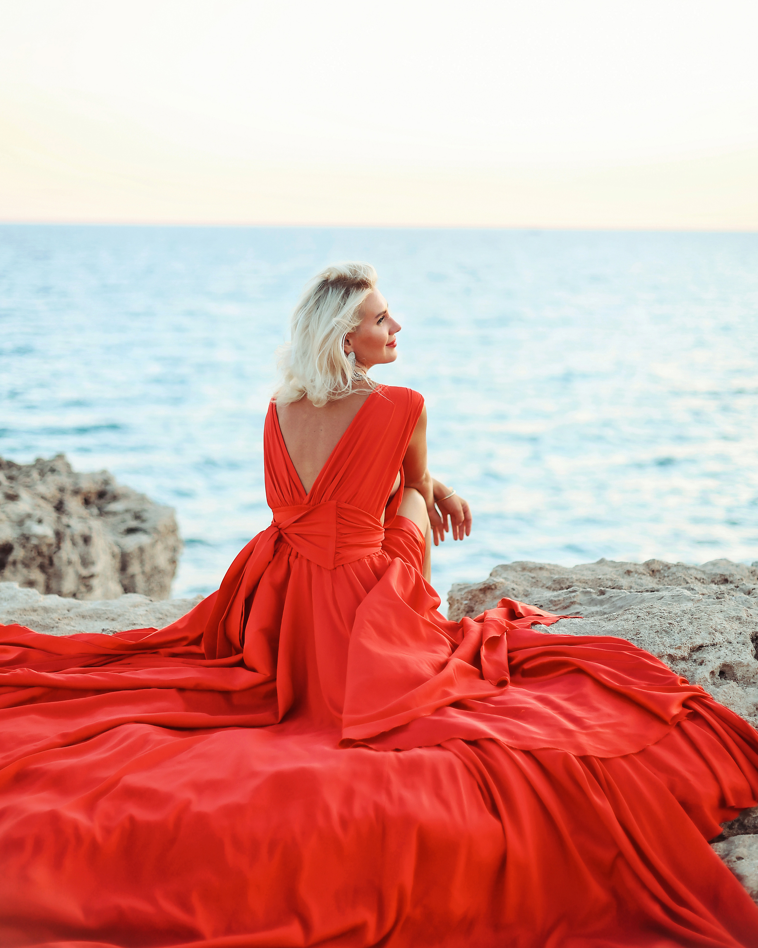 Индивидуальная фотосессия в летящем платье, Айя-Напа. Июнь, 2022. Kipriotka. Ваш фотограф на Кипре (Айя-Напа, Протарас)