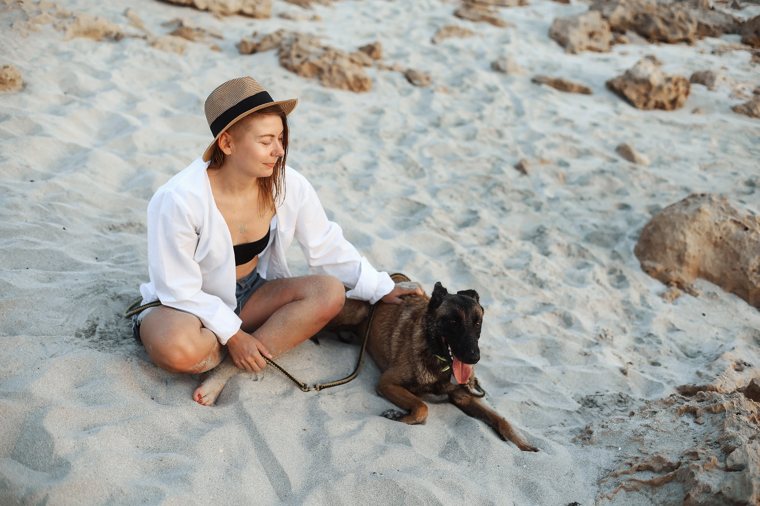 Photoshoot with a pet, Ayia Napa. May, 2022. Home