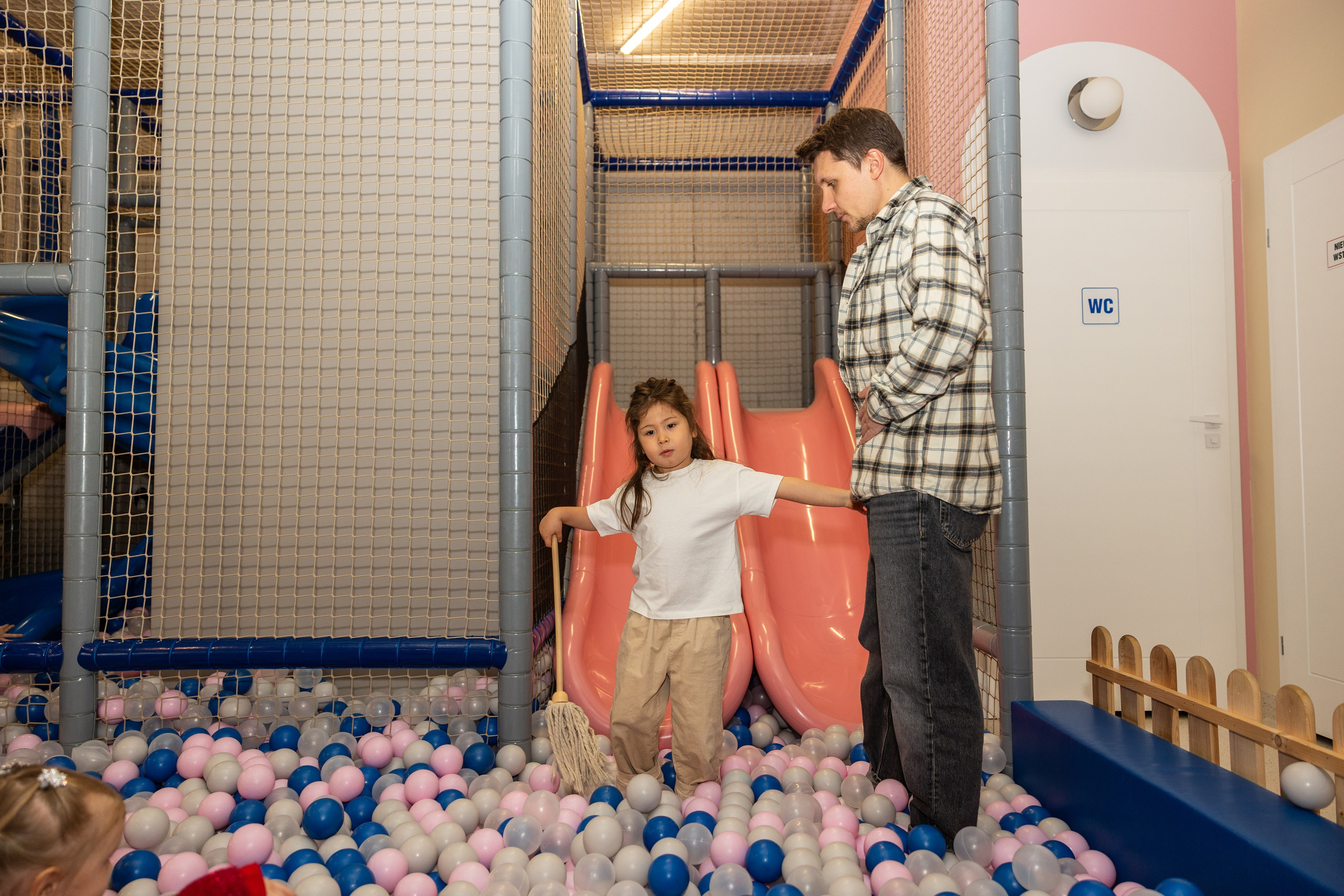 День рождения Артёма 24 января 2026 года. Семейный и детский фотограф в Варшаве Мила Бобровская