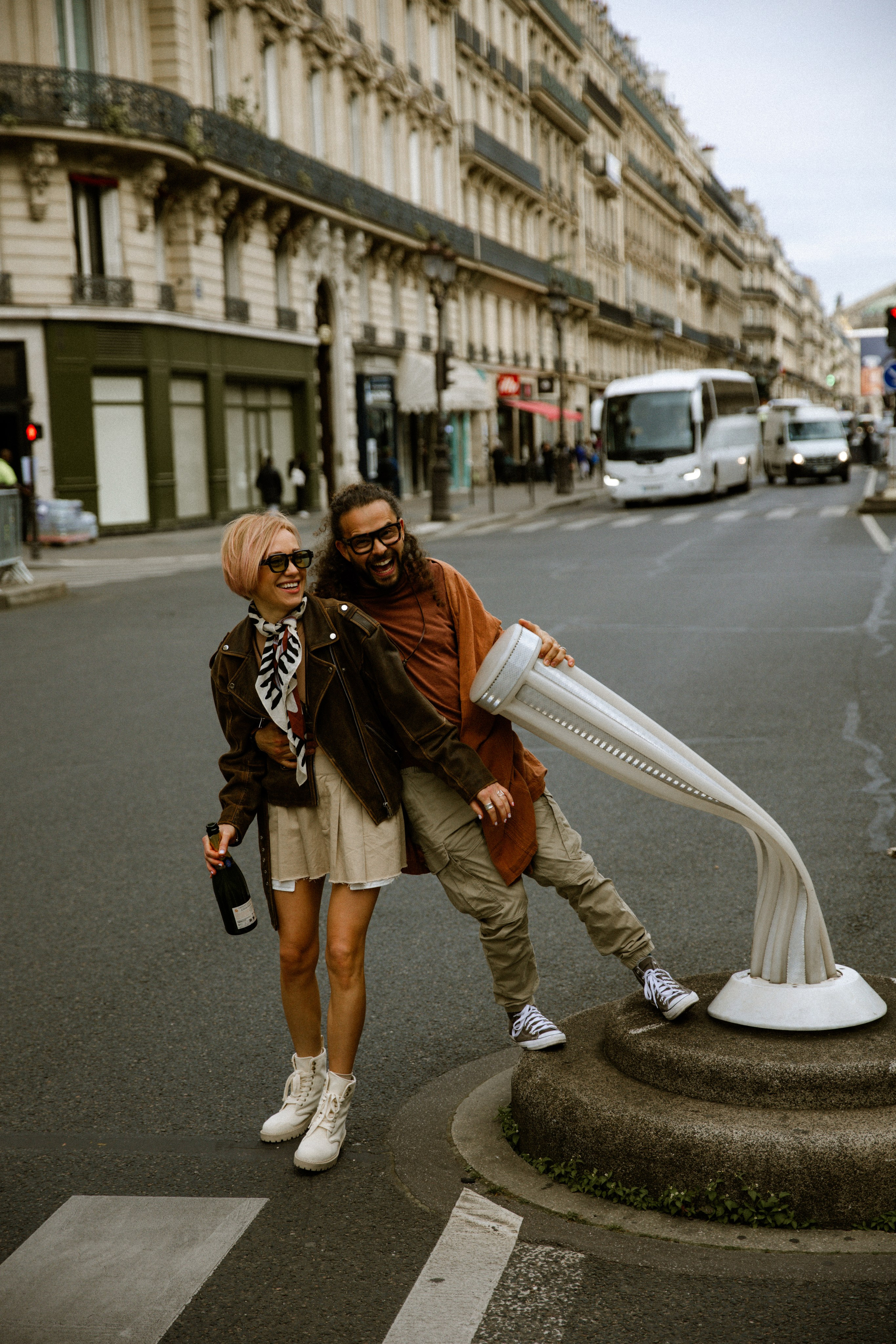 Oxi & Felix — Shooting in Paris. Paris Wedding Photographer
