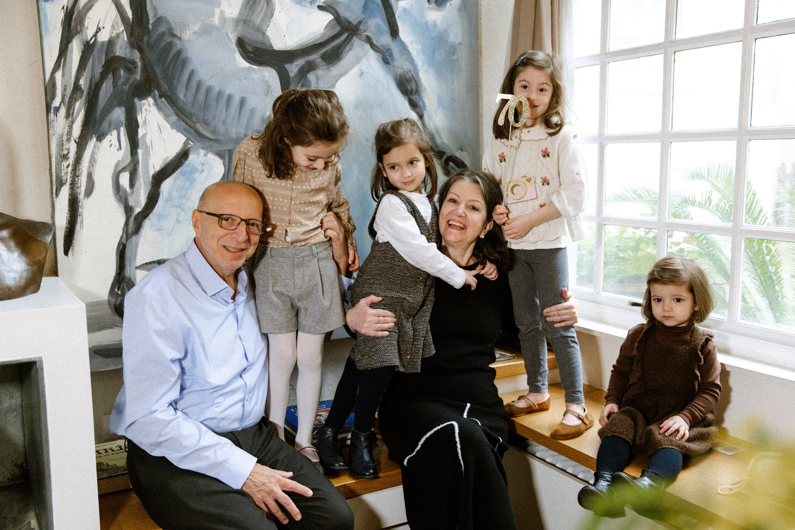 Family At Home Photoshoot in Paris | Natural Lifestyle Photography. Paris Wedding Photographer