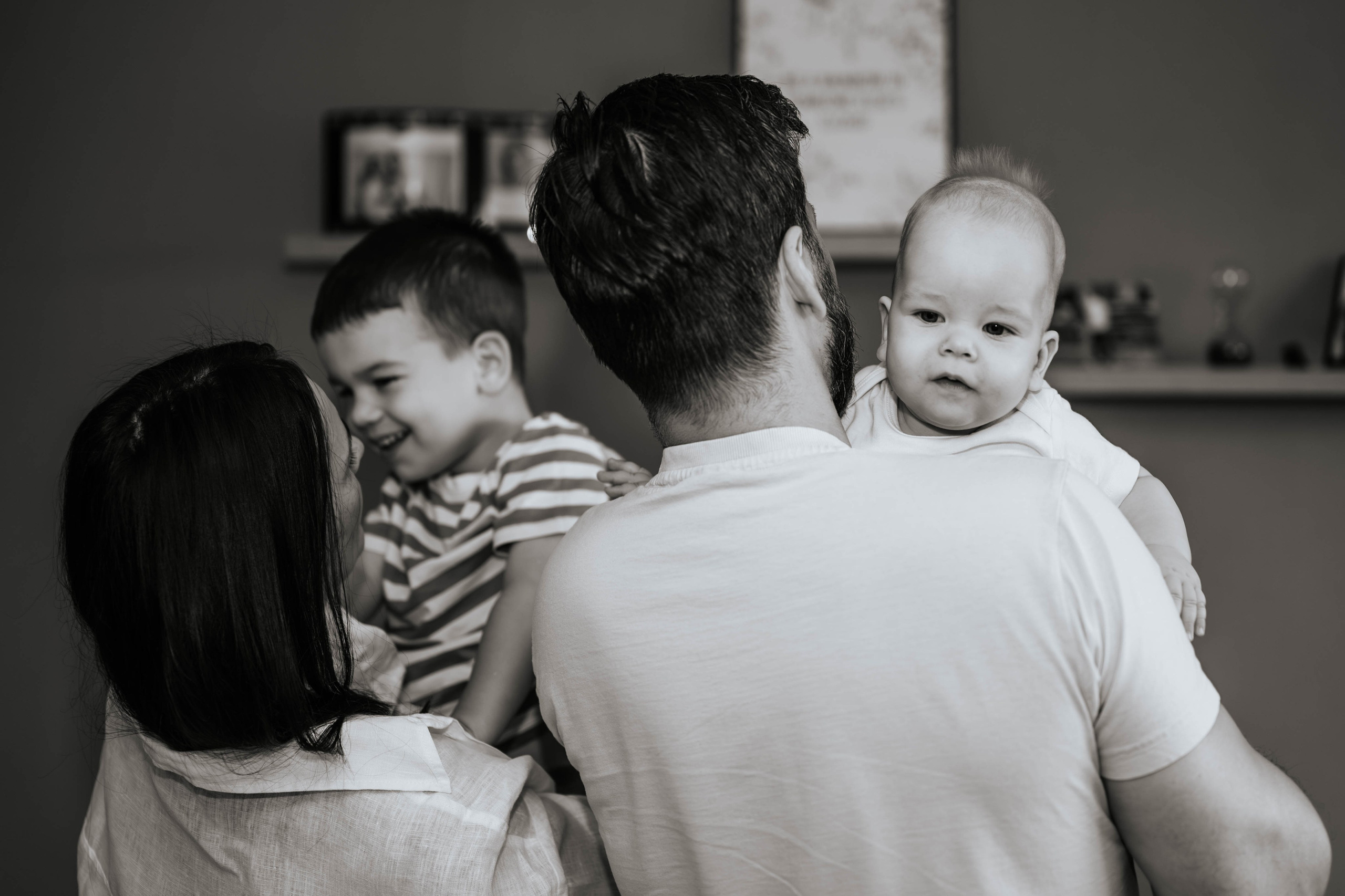 Ivana, Filip, Aljoša i Vanja - porodično fotografisanje. Dečiji i porodični fotograf
