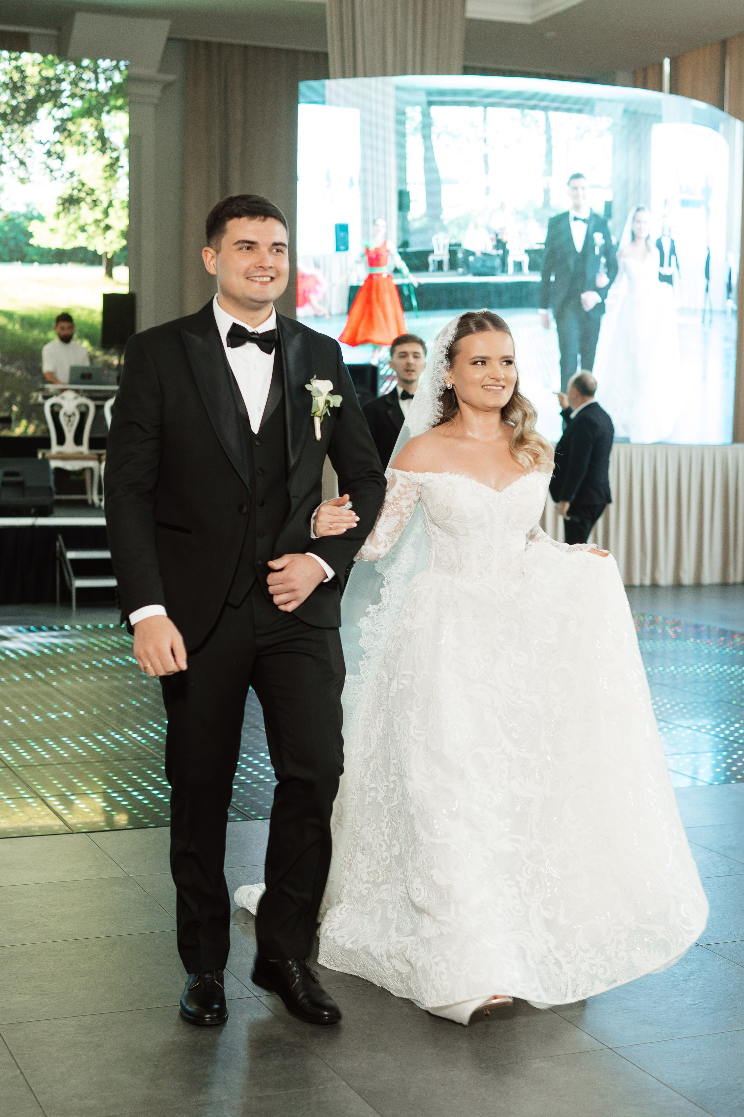 Vasile & Sanda. Home