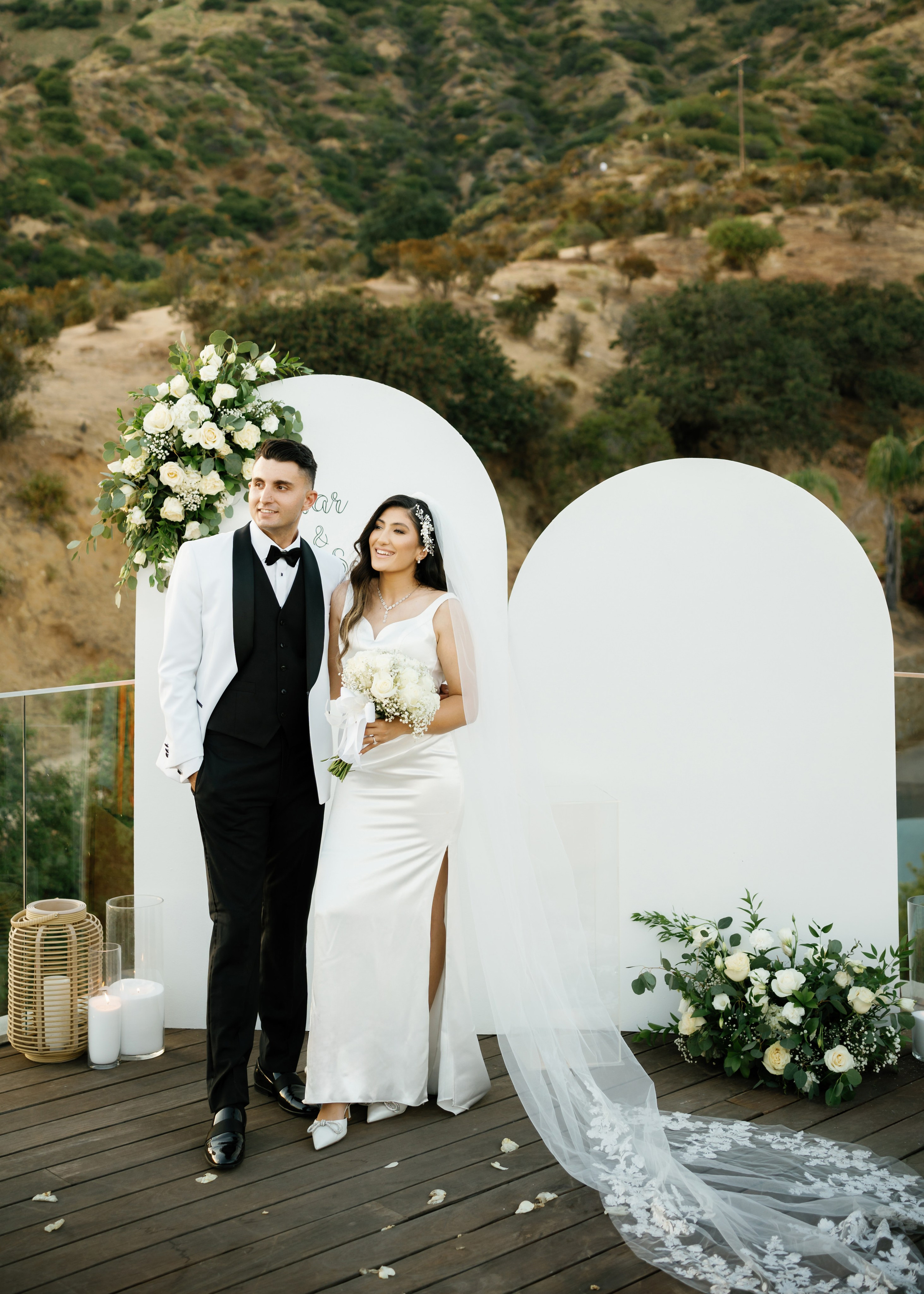 Wedding at the Hollywood Sign Venue, Los Angeles, California. Wedding Photography & Videography Team in California, Los Angeles, San Francisco, San Diego and Travel