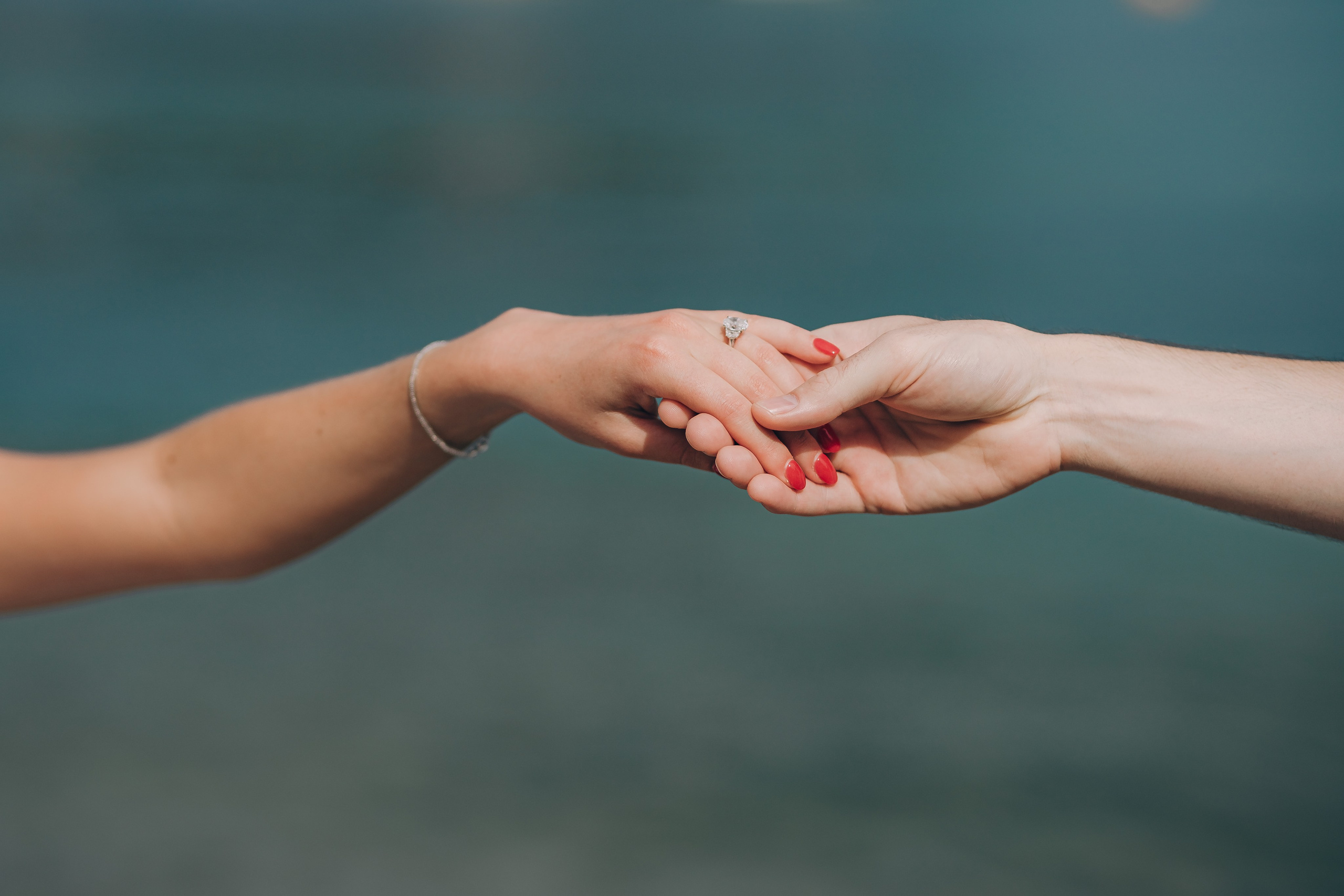 Relaxed Couple Session in Mallorca — Citrus Fields & Seaside. Фотограф у Пальма де Майорка