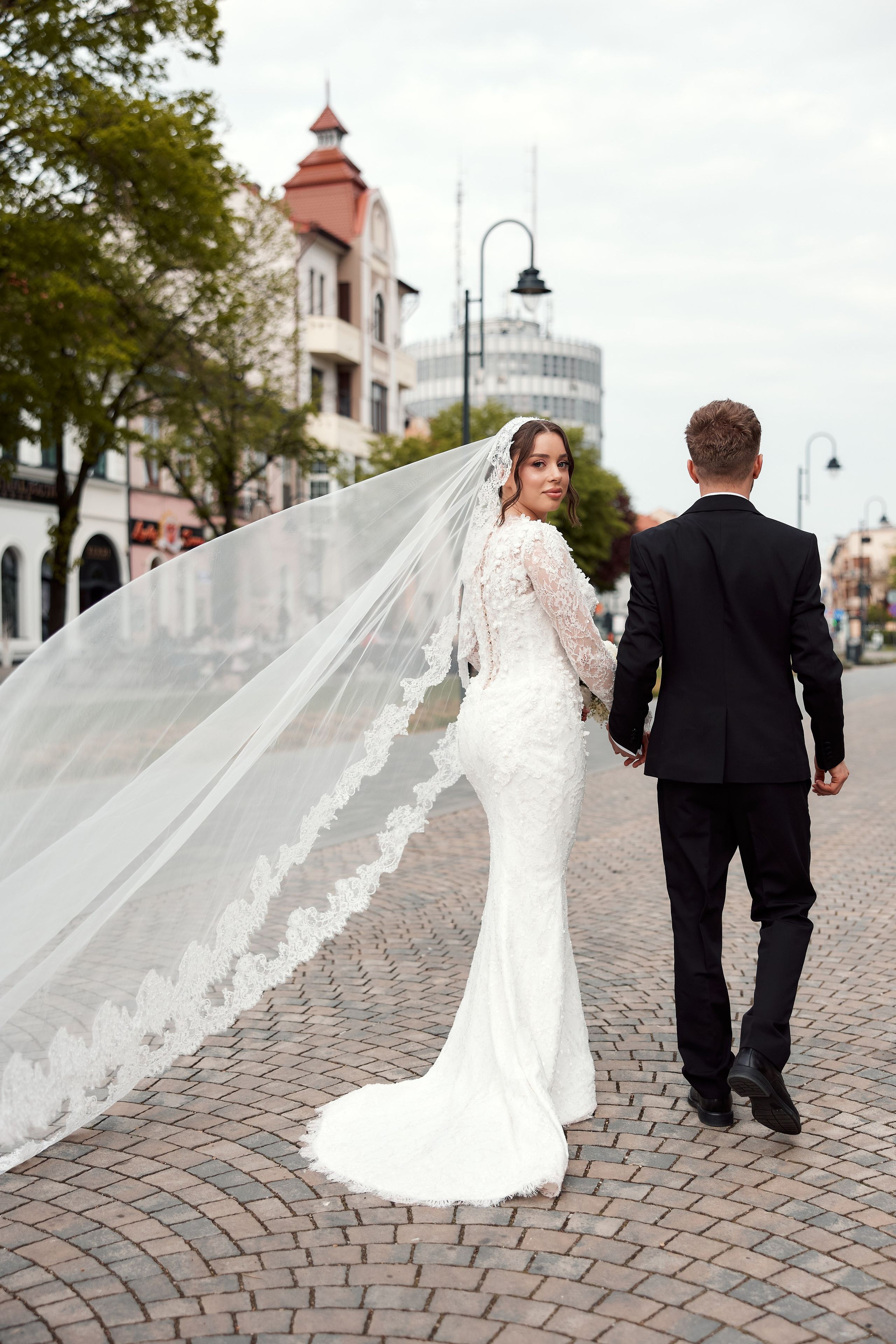 Emil & Cristina. Photographer Luca Medieșan