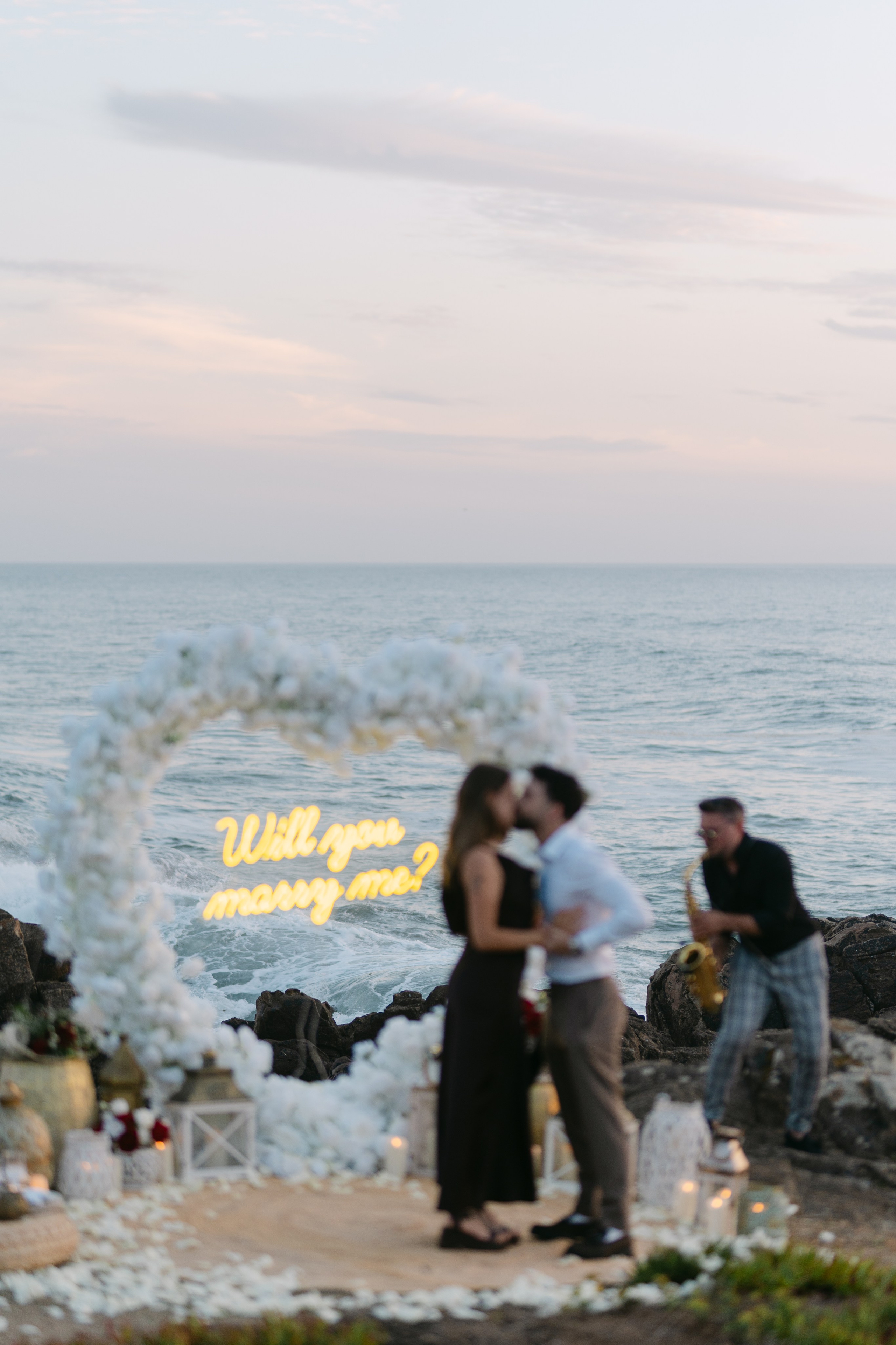 Wedding Proposal at the Beach. Davi Valente