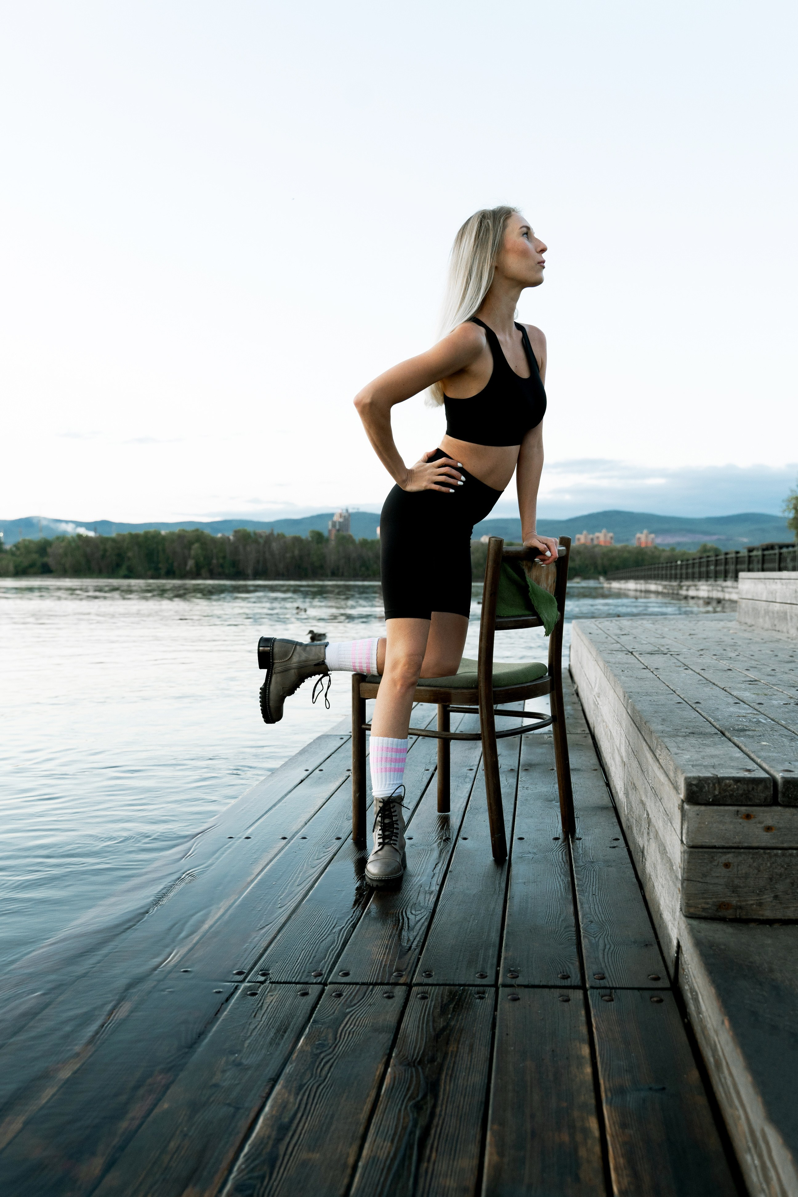 Рассвет. Стул. Фотограф в Барселоне Жанна Захарченко
