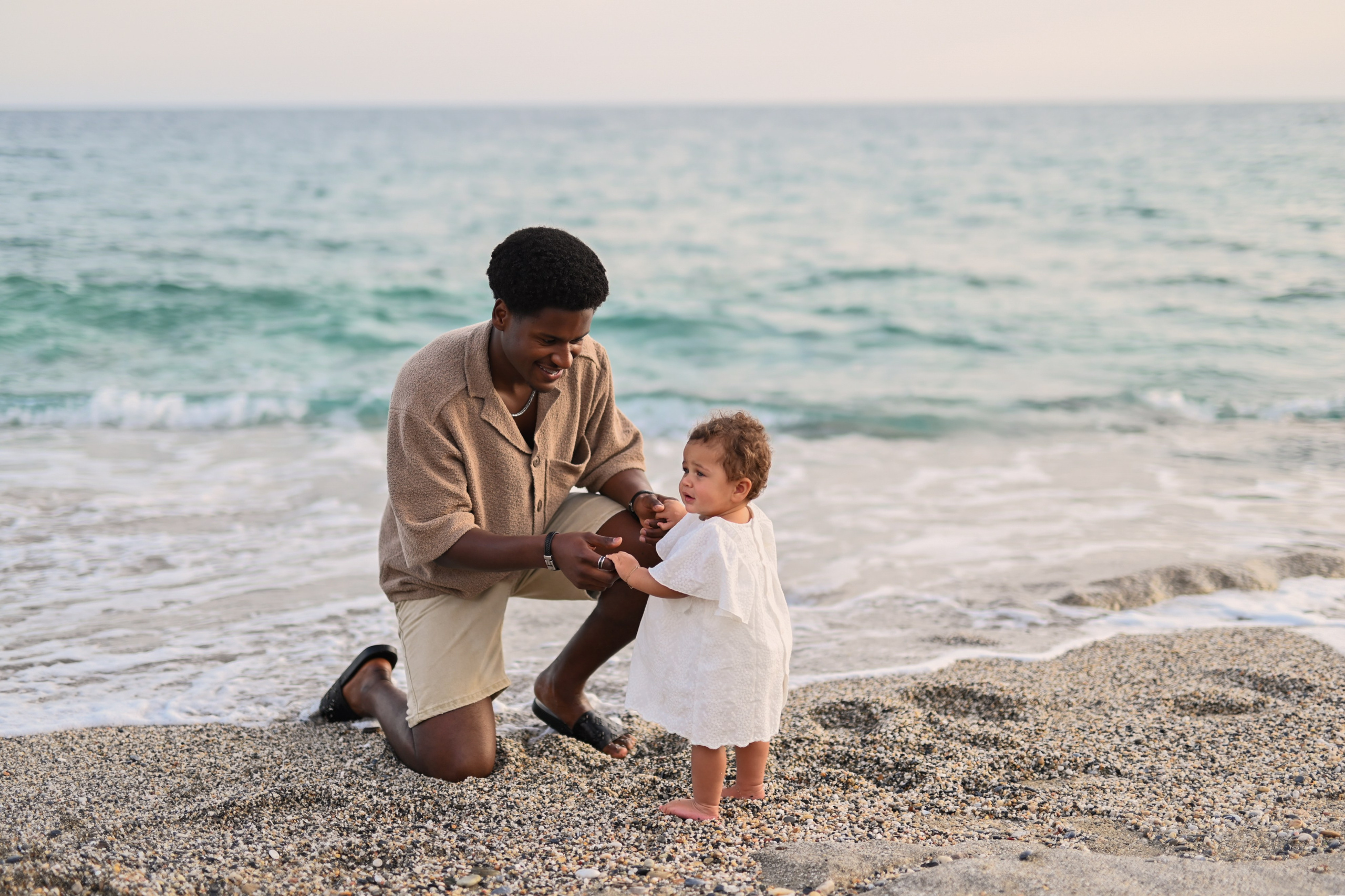 Семейная съемка на пляже Улаш. Фотограф в Алании (Аланье), Сиде, Манавгате. Турция