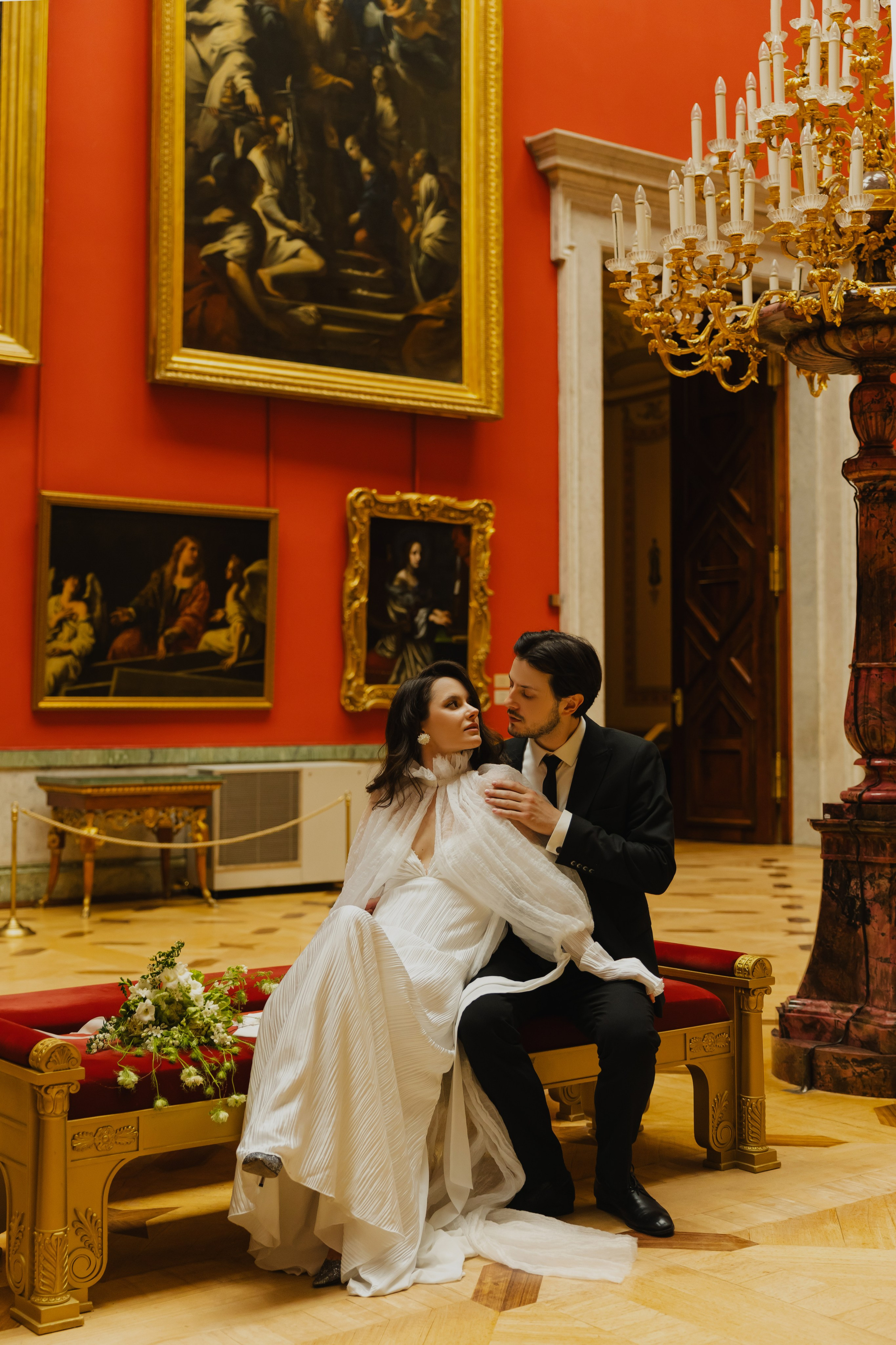 Любовь в Эрмитаже. Свадебный и семейный фотограф в Стамбуле