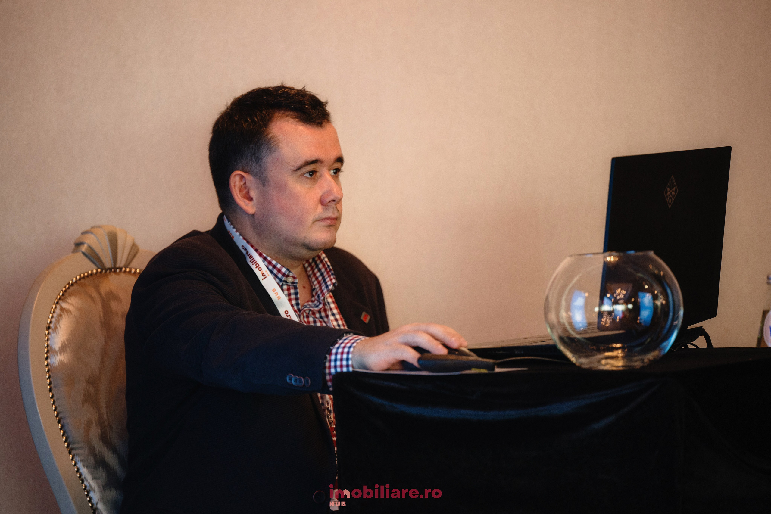 Imobliare HUB. Laurentiu Stefan StoryTeller