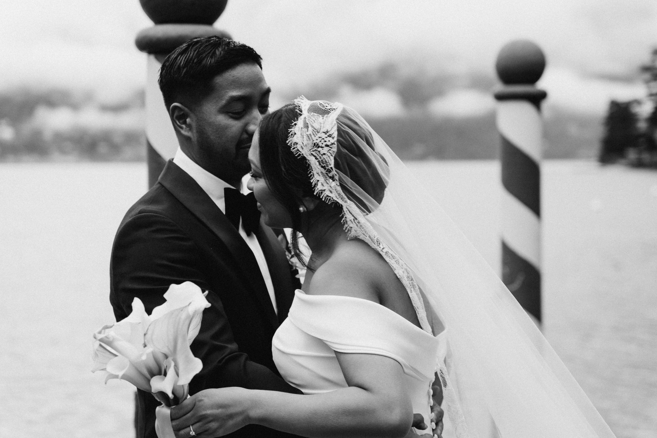 BEATRICE AND RAFAELE_LAKE COMO_Villa Regina Teodolinda. PHOTOGRAPHER IN ITALY