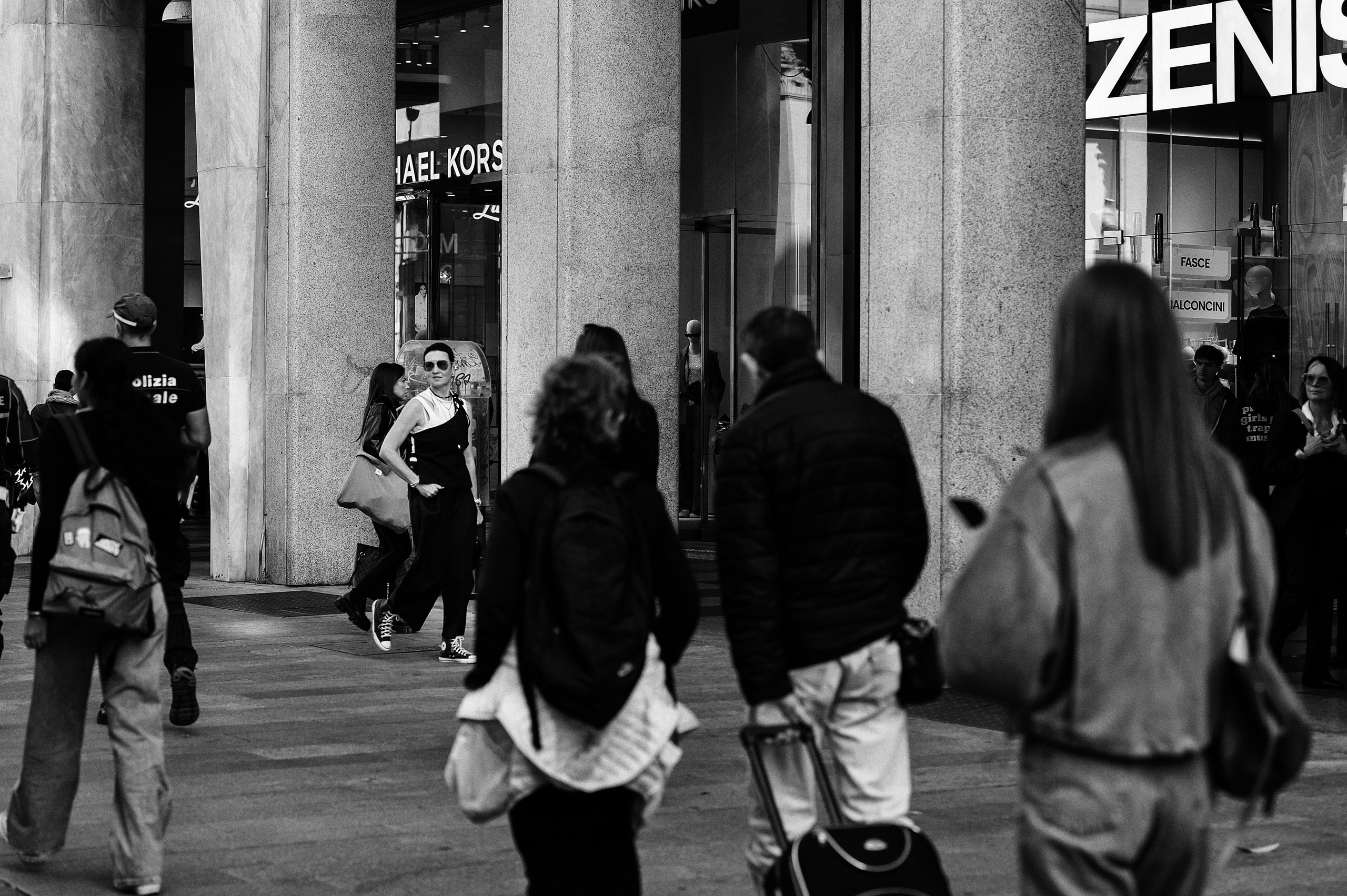Milan, Autumn 🍂, Julia. Wedding photographer from Moldova Alexey Chipchiu