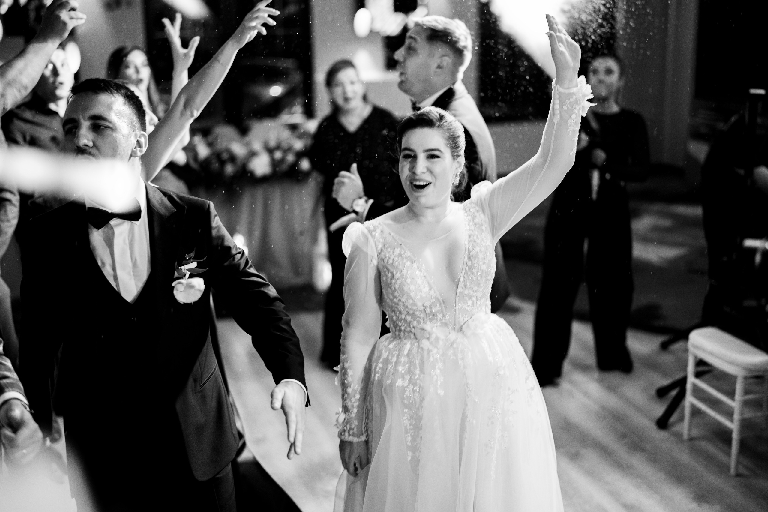 PARTY. Gabriel Florea — Fotograf nuntă București