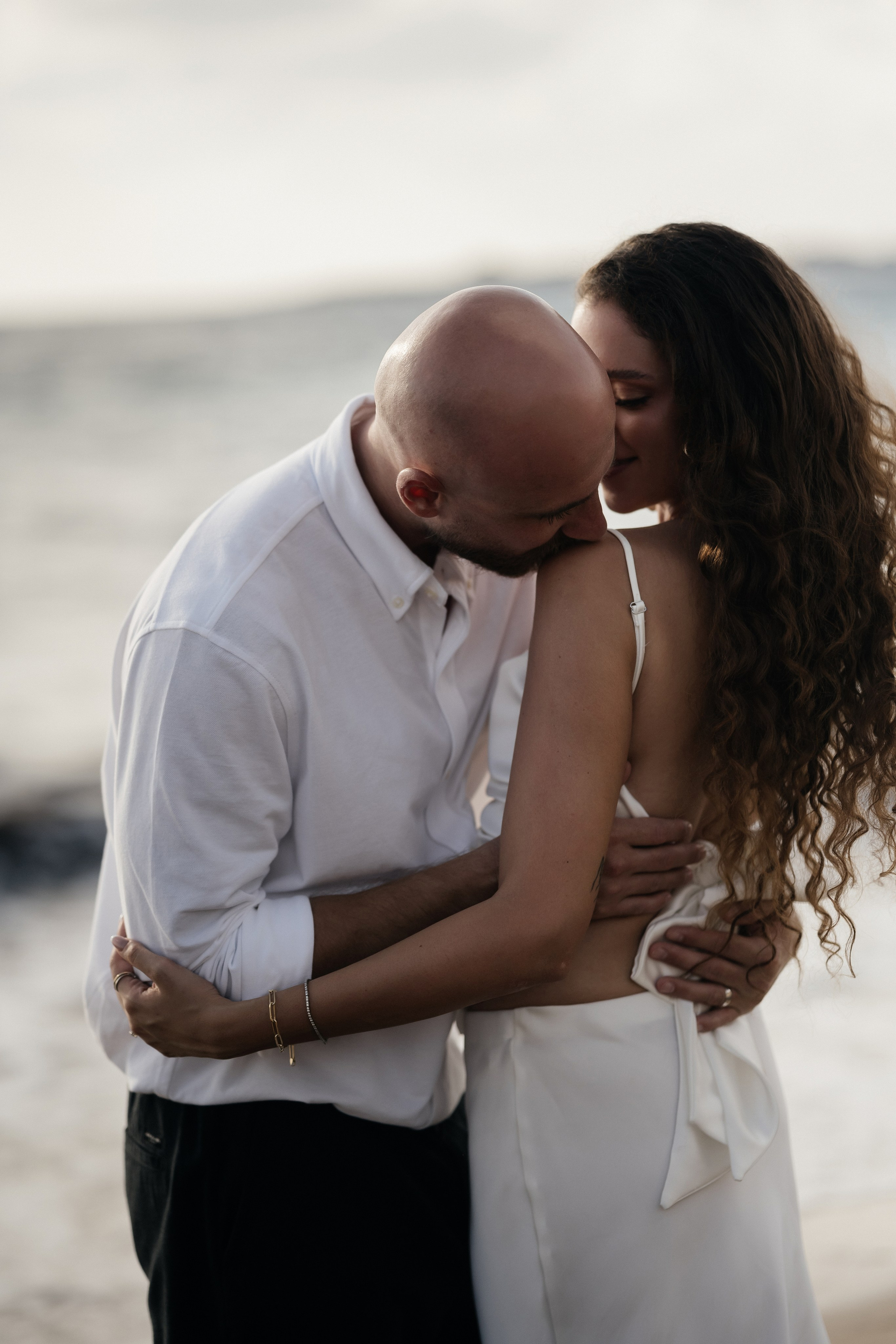 Small wedding photoshoot. Professional photographer in Cyprus Katerina Stepanchenko