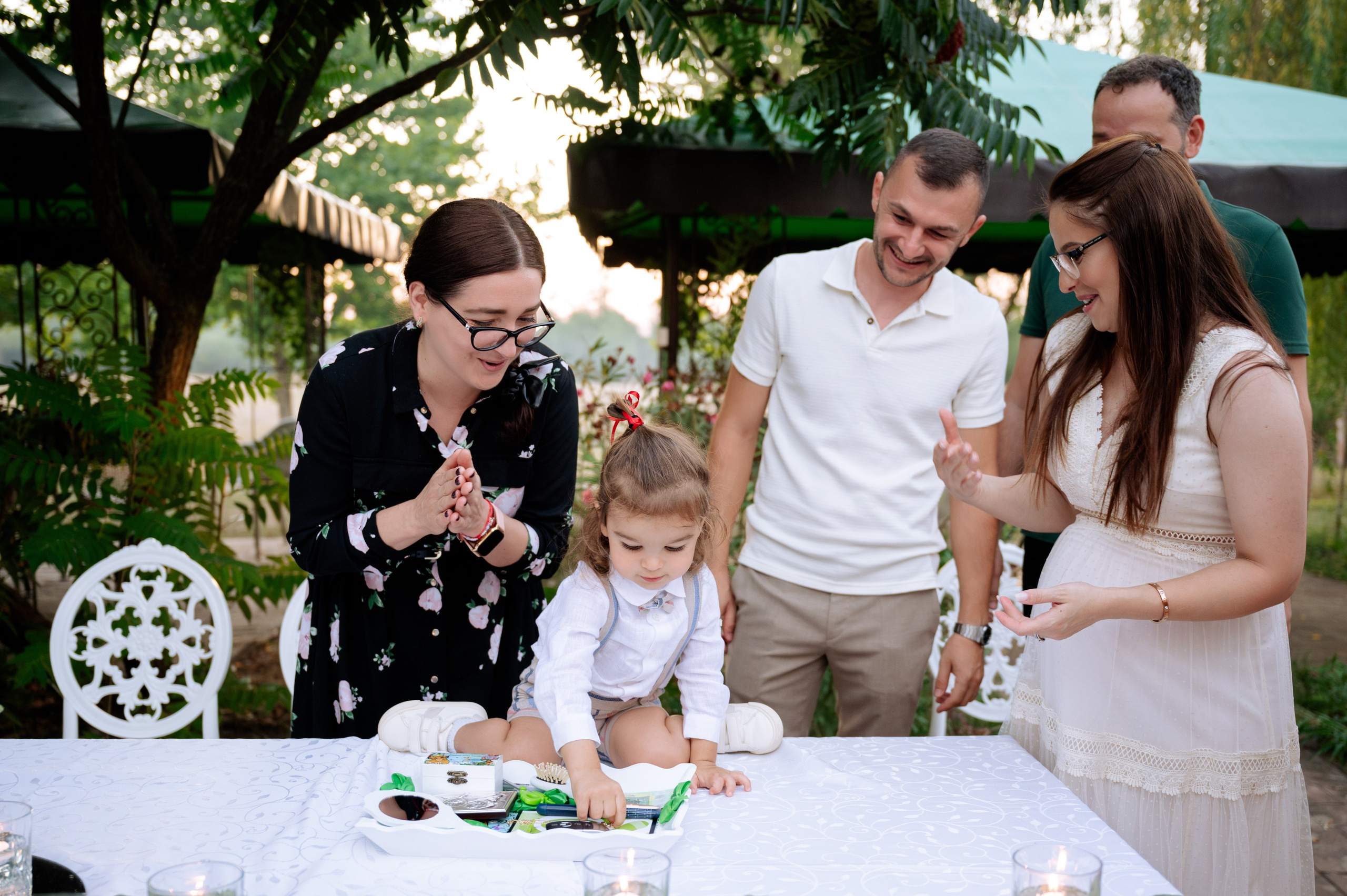Turta/Mot. Amintirile tale merită mai mult decât o fotografie. Merită o poveste