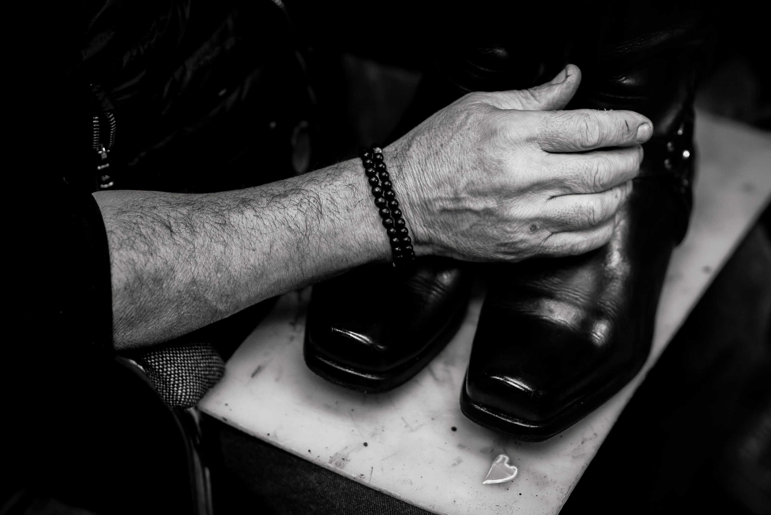 Cizmar. Andrei Samuel – Fotograf București | Evenimente, Studio, Imobiliare, Produs