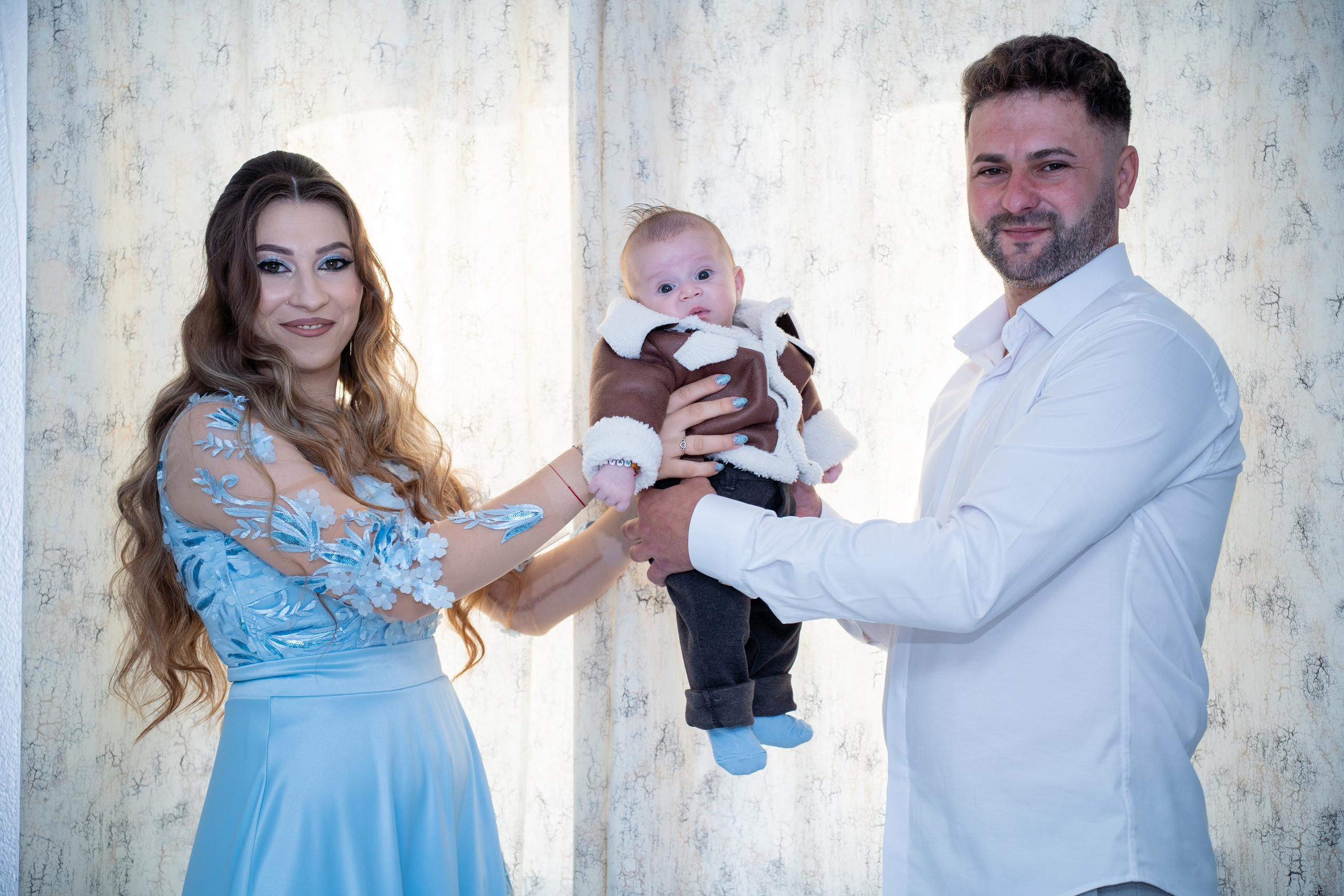 BOTEZ - PRIMUL ZÂMBET