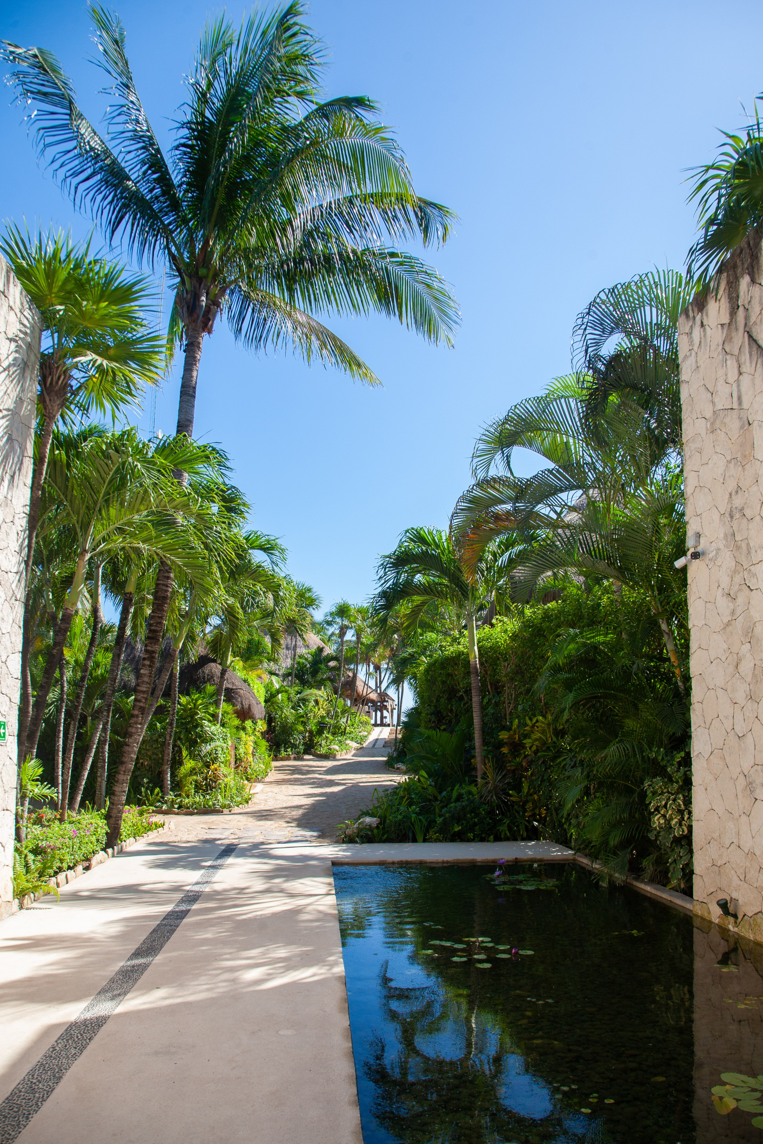TULUM. ECO HOTEL. Lero Photographer and a set designer|individual custom portrait and advertising photography in Zutphen